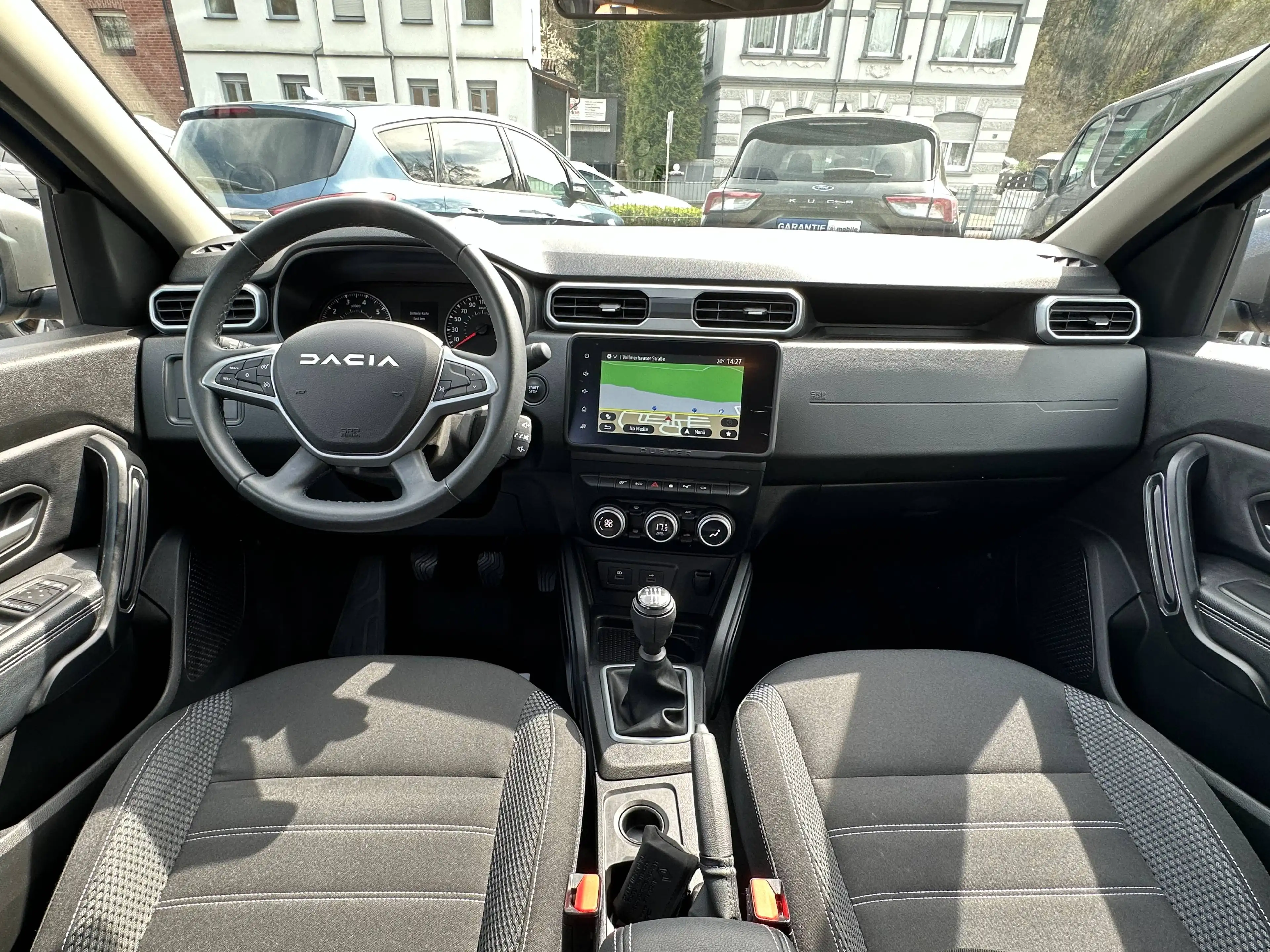 Dacia Duster 1.3 TCE Journey+1HAND+6 GANG+KLIMATR+PDC+KAMERA — photo 6