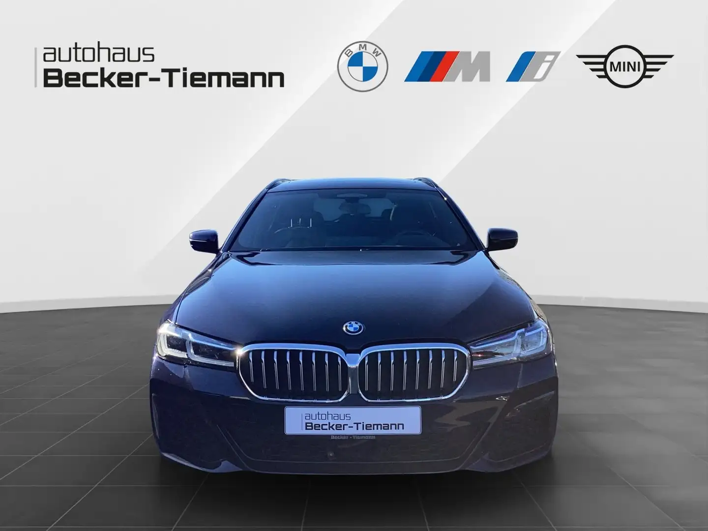 BMW 530 e Touring / M Sport / AHK / Pano / Laser / LenkHz Noir - 2