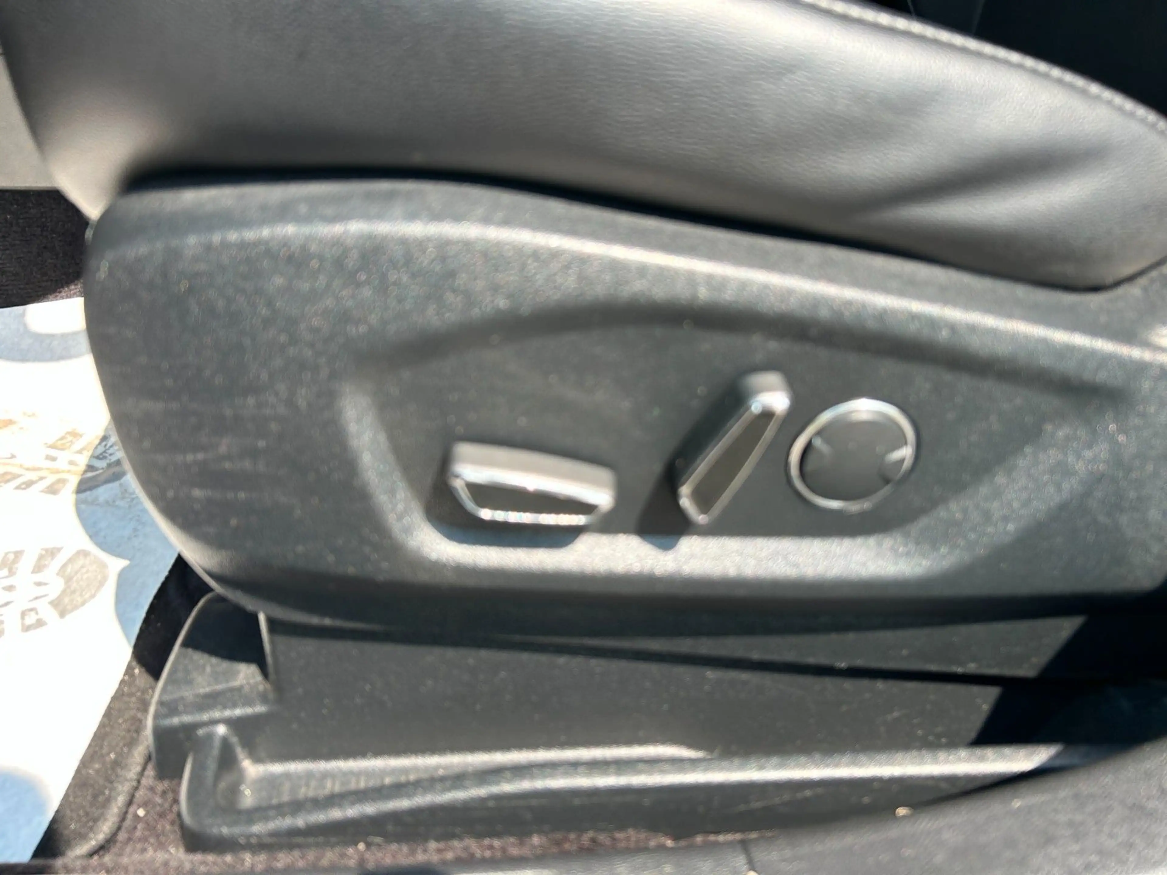 Ford Edge Titanium 2.0 TDCi 4x4 Navi Klimaauto. Leder — photo 11