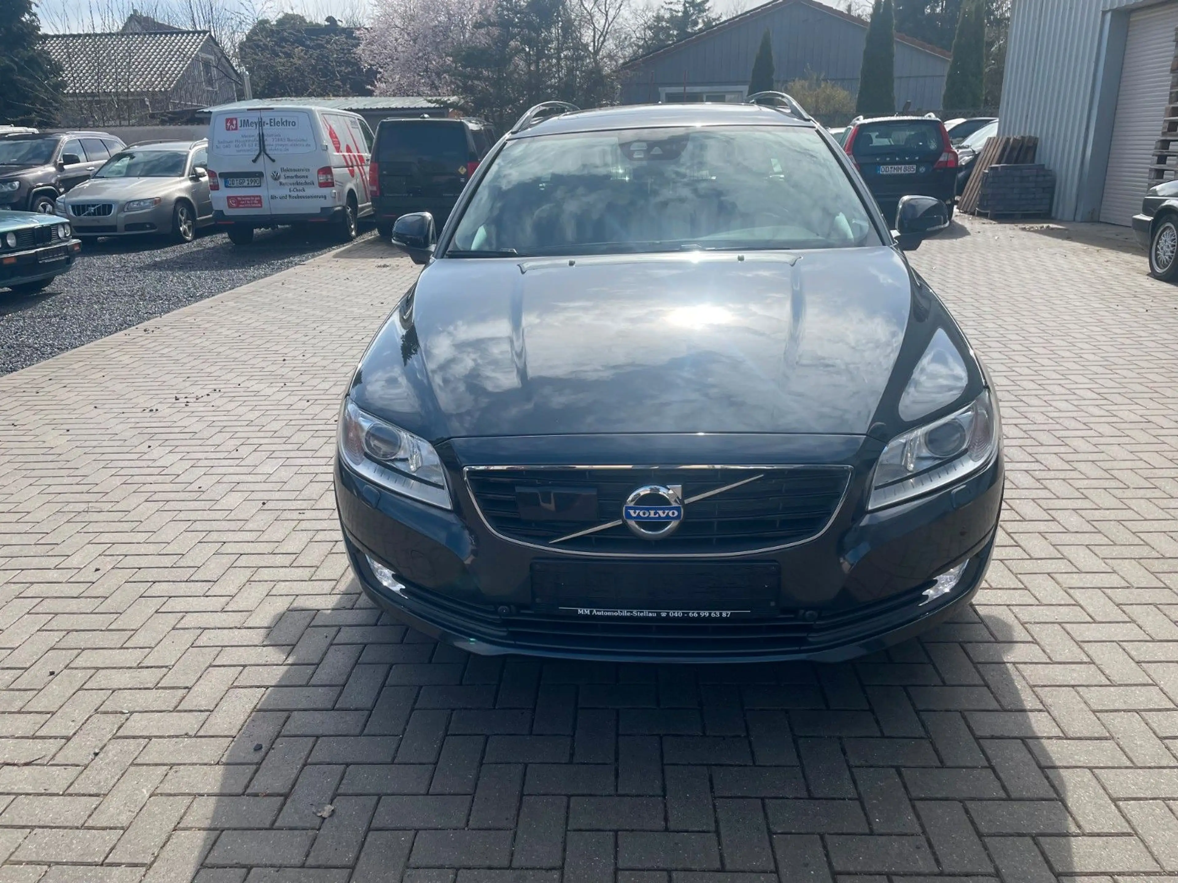 Volvo V70 Kombi D2 Black Edition NAVI,Leder — photo 2