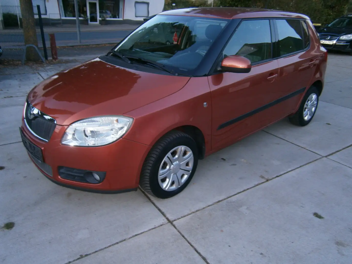 Skoda Fabia Ambiente Orange - 2