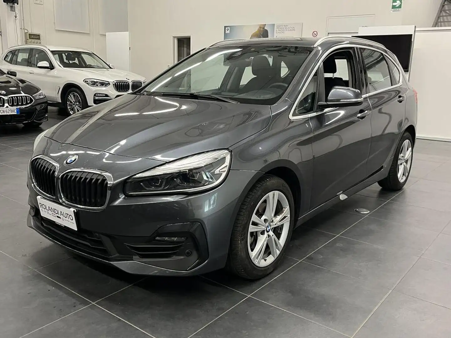 BMW 216 d Active Tourer Business auto Grigio - 1
