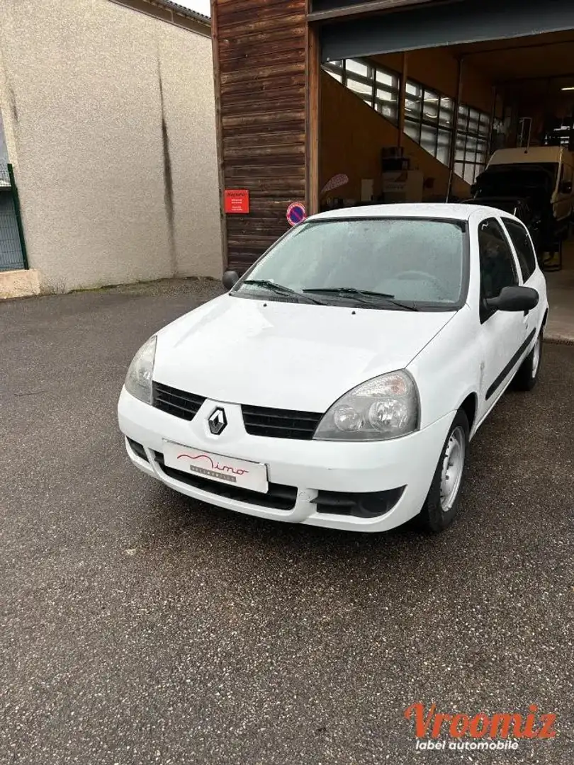 Renault Clio 1.5 dci 65 pack clim 2 places STE avec seulement 47500 km !!!! - 2
