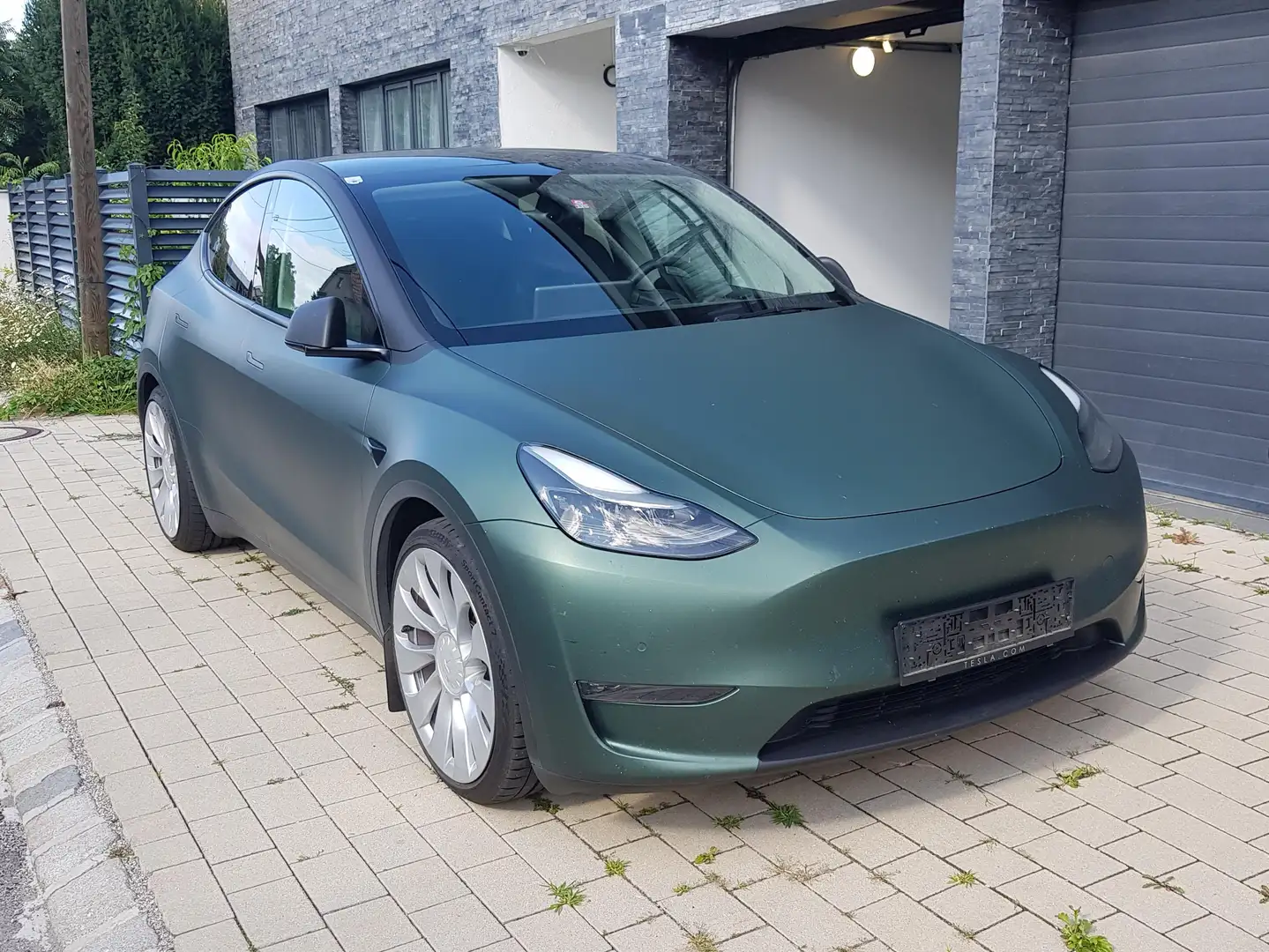 Tesla Model Y Model Y AWD 79kWh Performance Performance Grün - 2