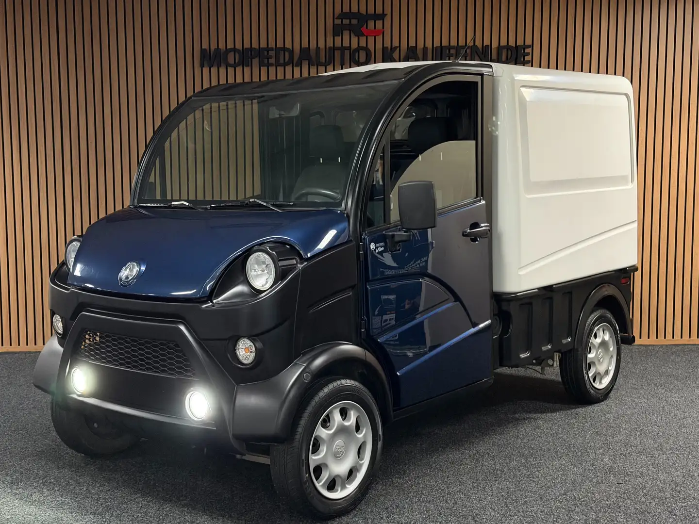 Aixam D-truck Kastenwagen \ 45 KM/h - 1