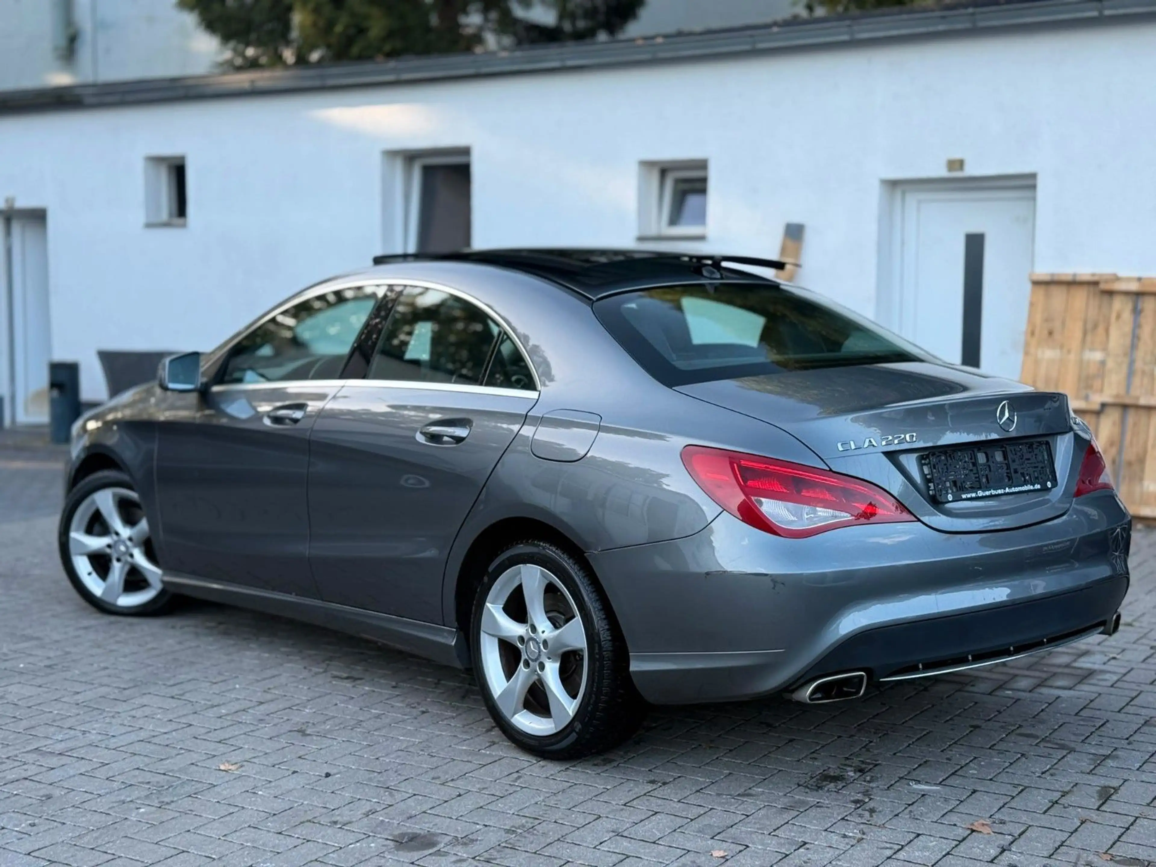Mercedes-Benz CLA 220 CDI / d Aut.*Navi*Pano*Eu6*H&K — photo 4