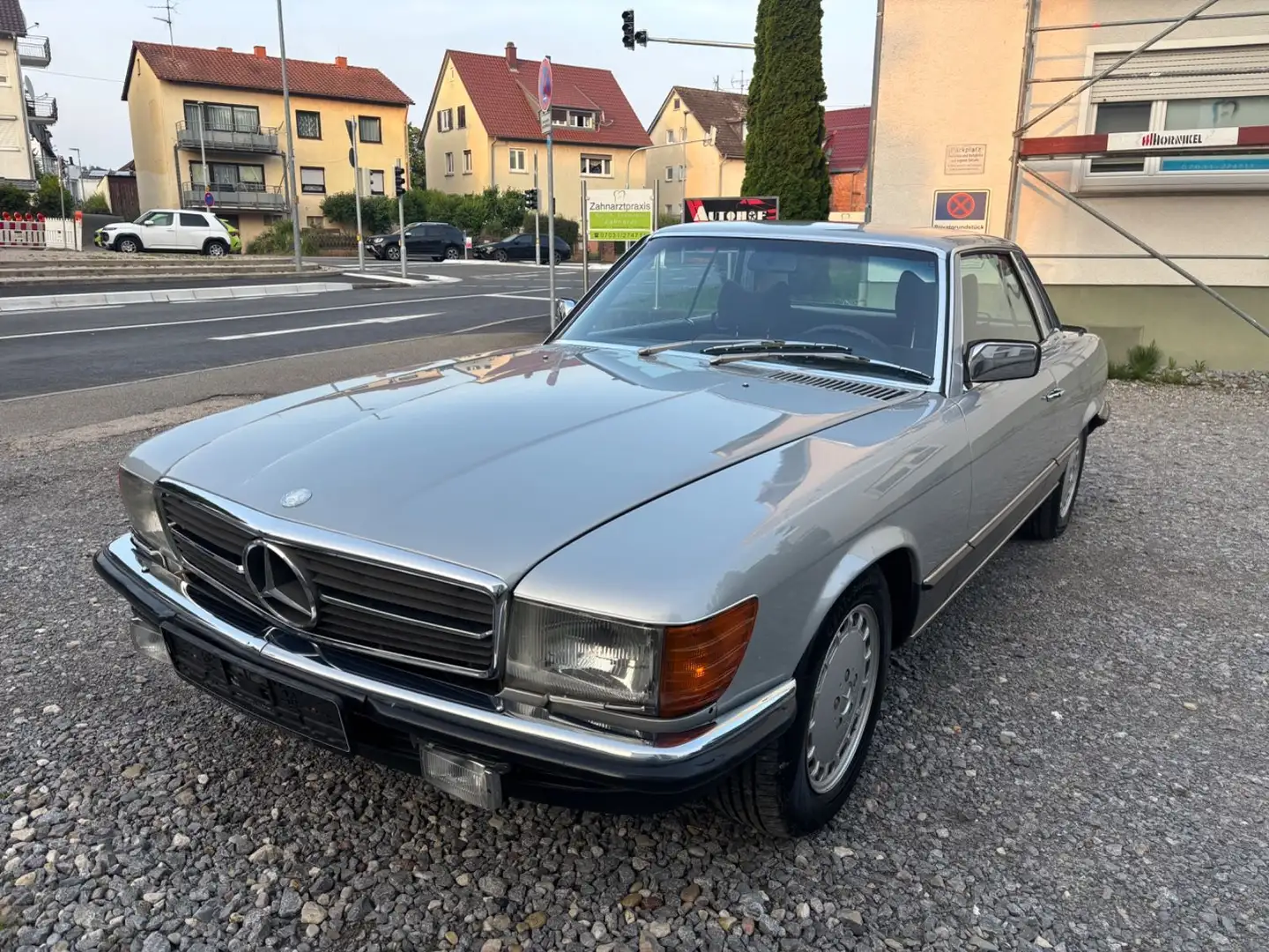 Mercedes-Benz 450 SLC 5.0 W107**H-KENNZEICHEN**TÜV NEU** Grau - 2