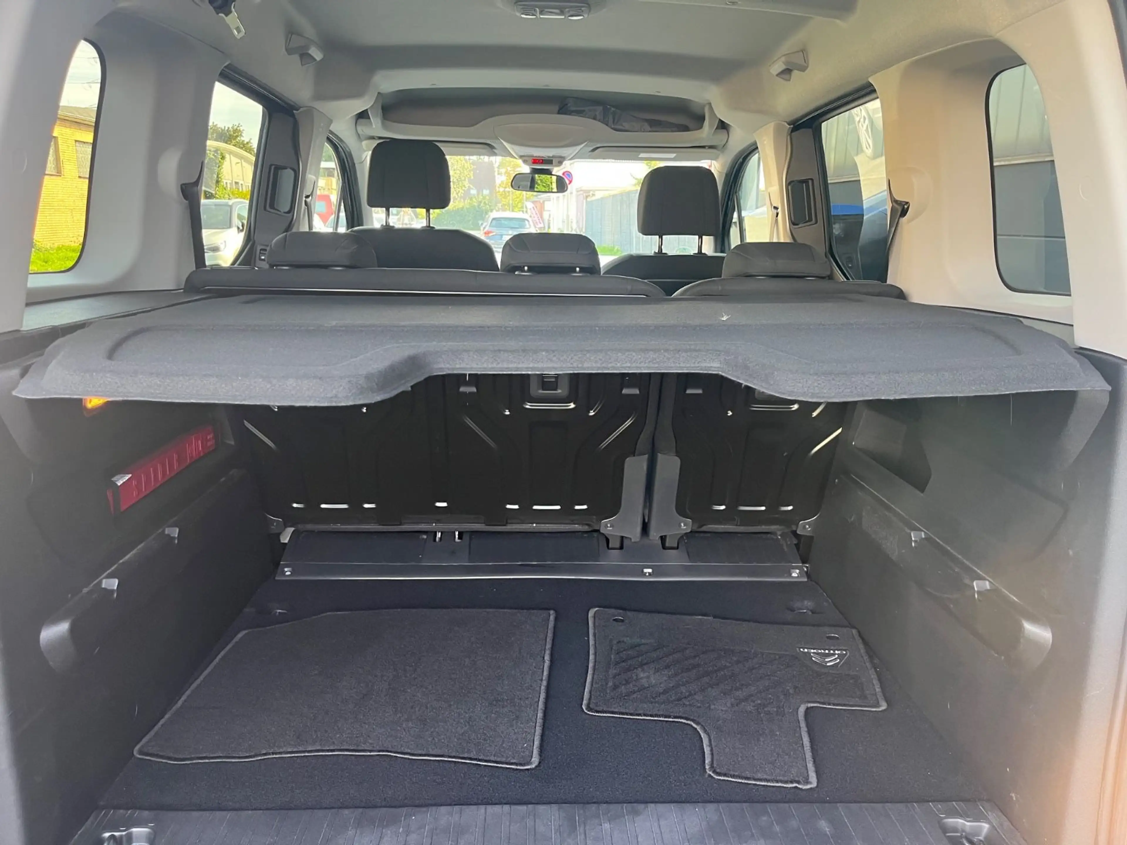Citroen Berlingo Shine M°1Hand°Unfallfrei°AHK° — photo 15