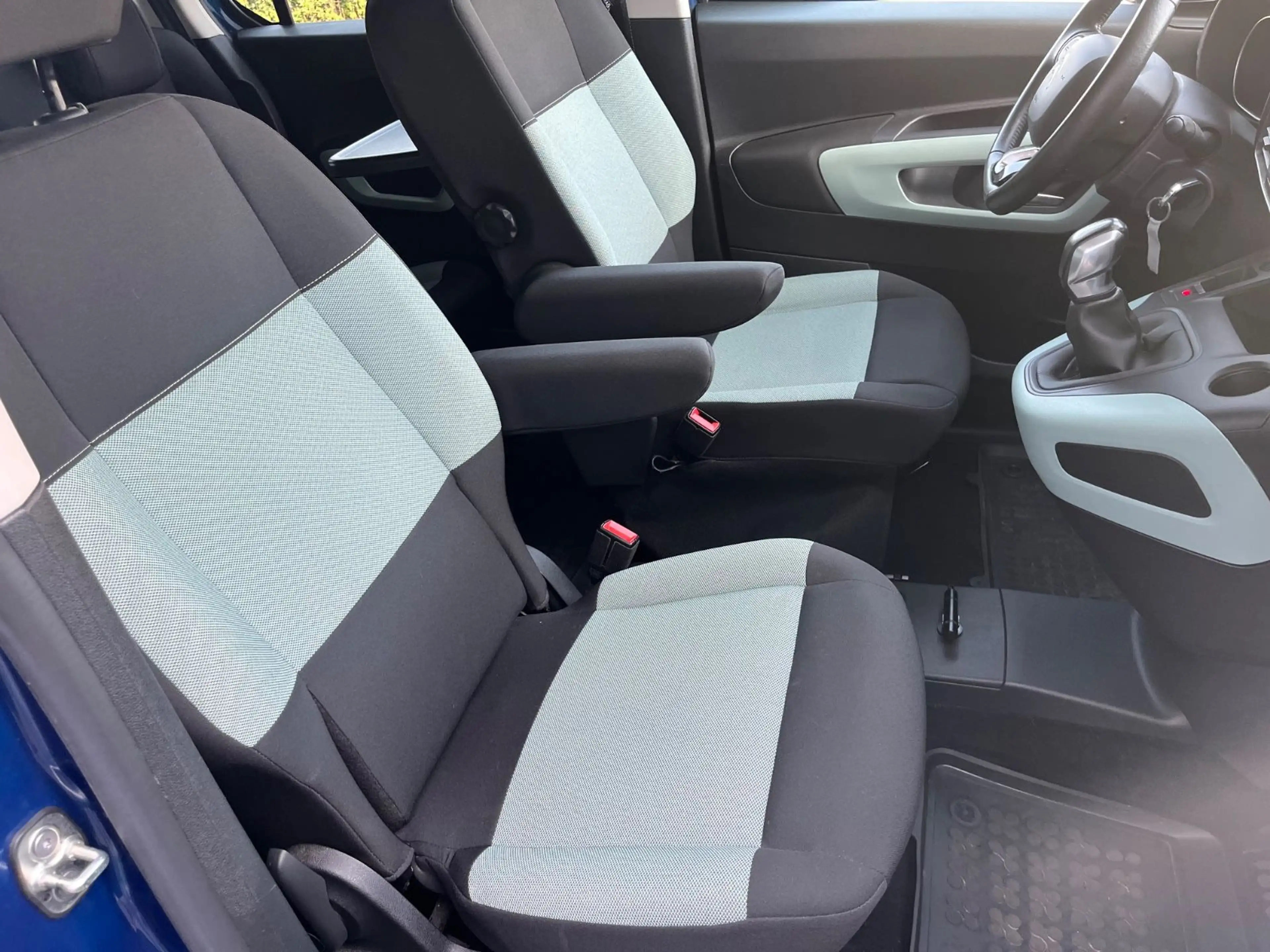 Citroen Berlingo Shine M°1Hand°Unfallfrei°AHK° — photo 10
