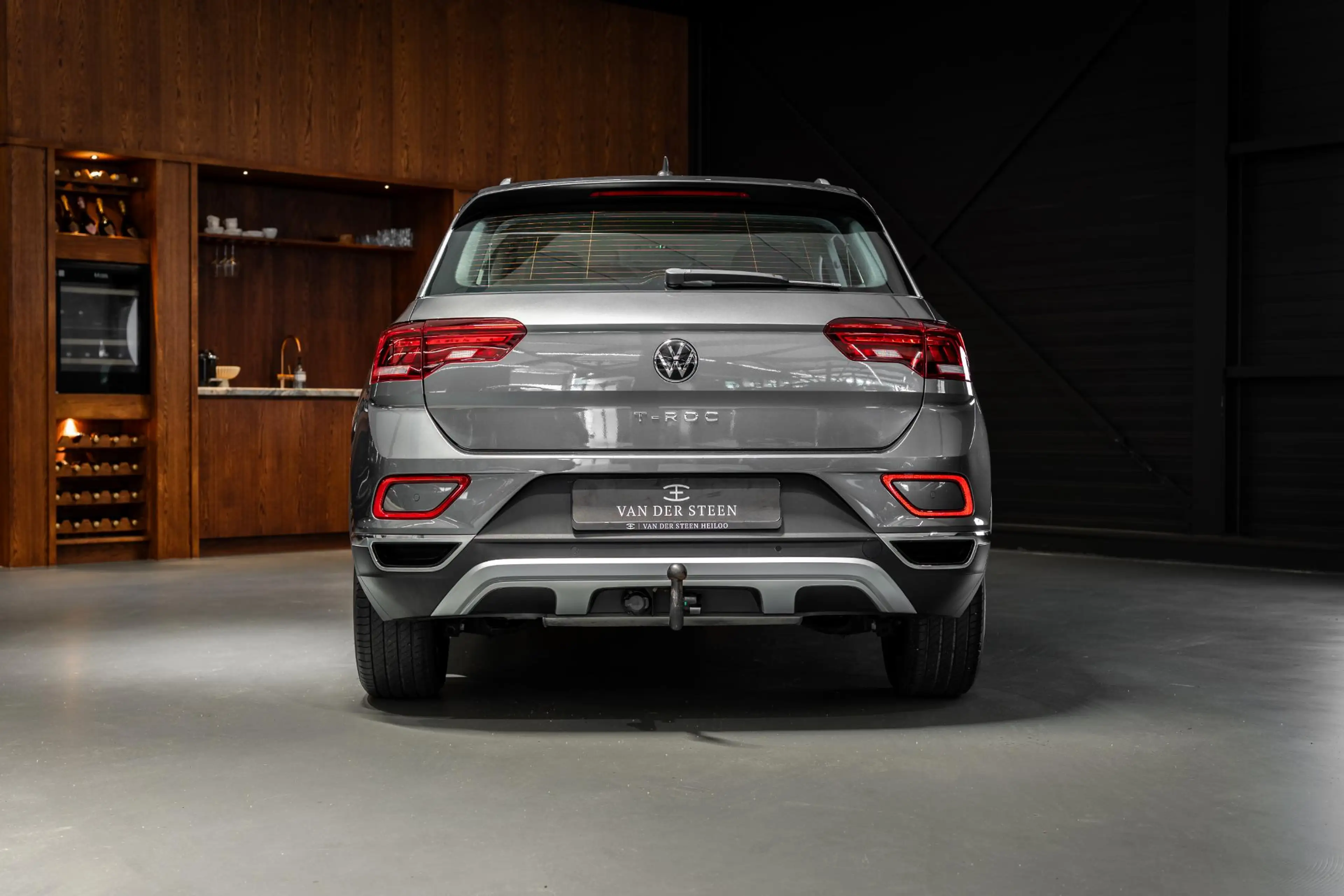 Volkswagen T-Roc 1.5 TSI Life Afn. Trekhaak | Camera — photo 11