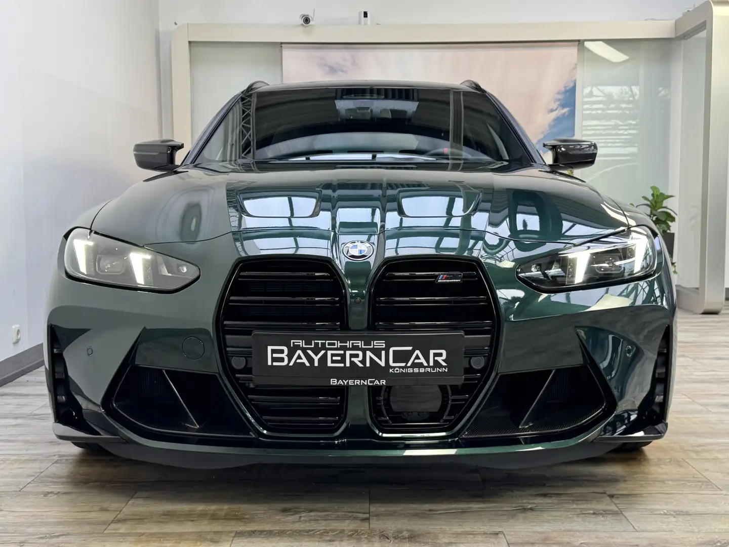 BMW M3 xDr. Comp. UPE135' Individual Carbon Sitzlüft Grün - 2