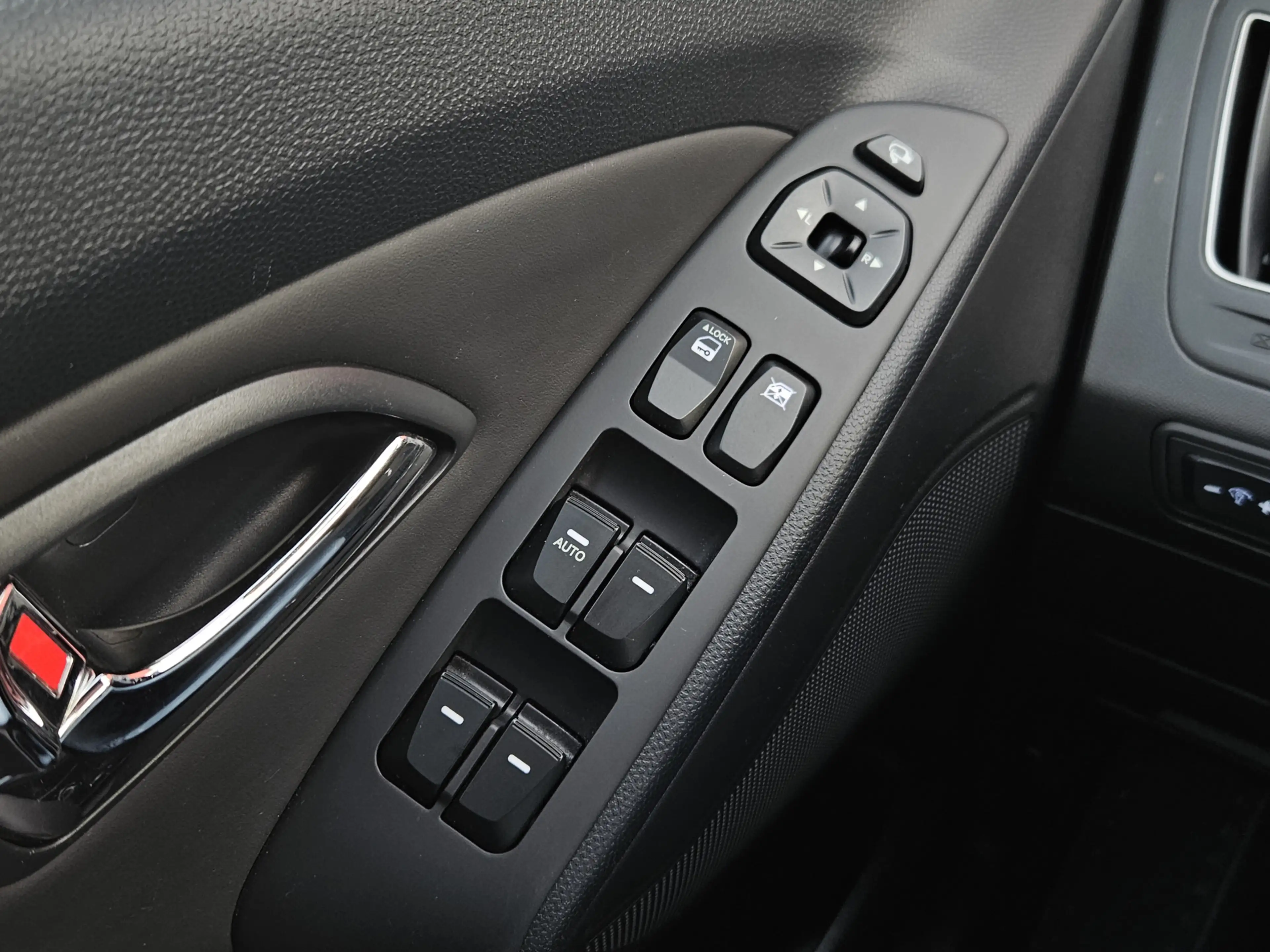 Hyundai iX35 2.0i Style | Cruisec. | Bluetooth Rijklaar inclusi — photo 24