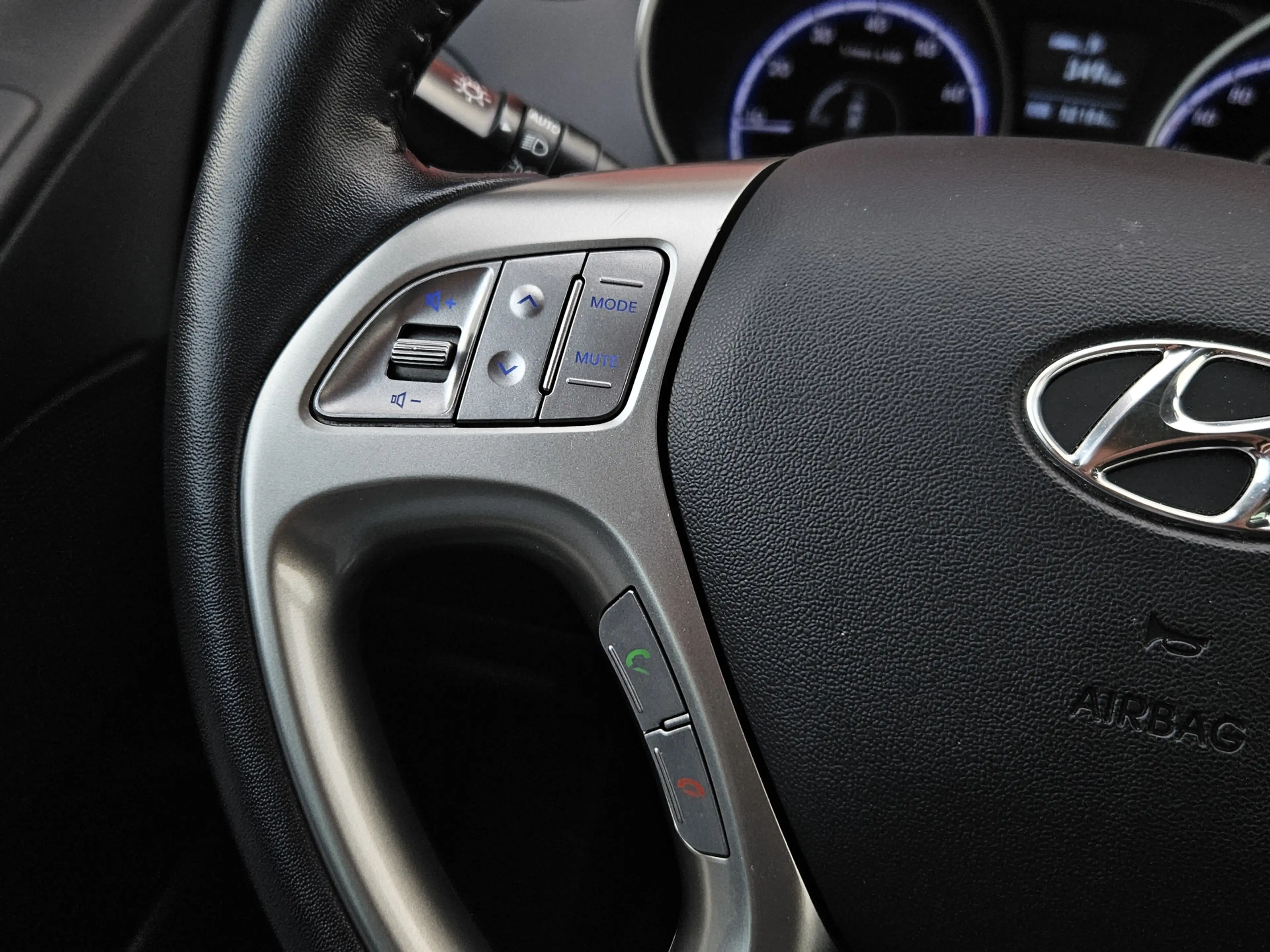 Hyundai iX35 2.0i Style | Cruisec. | Bluetooth Rijklaar inclusi — photo 14