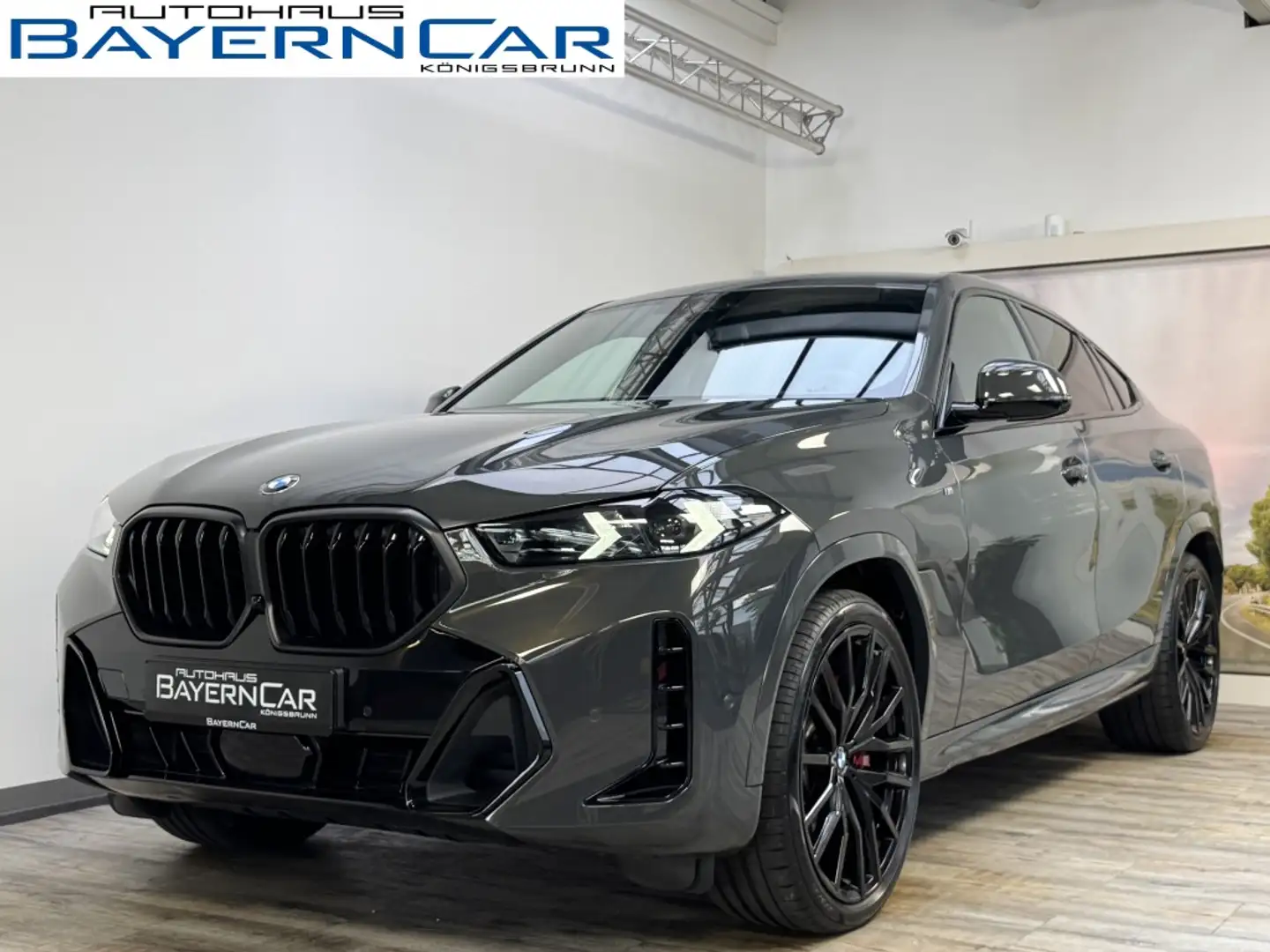 BMW X6 xDr30d M Sport Pro Luft 22Zoll Integral AHK Grijs - 1