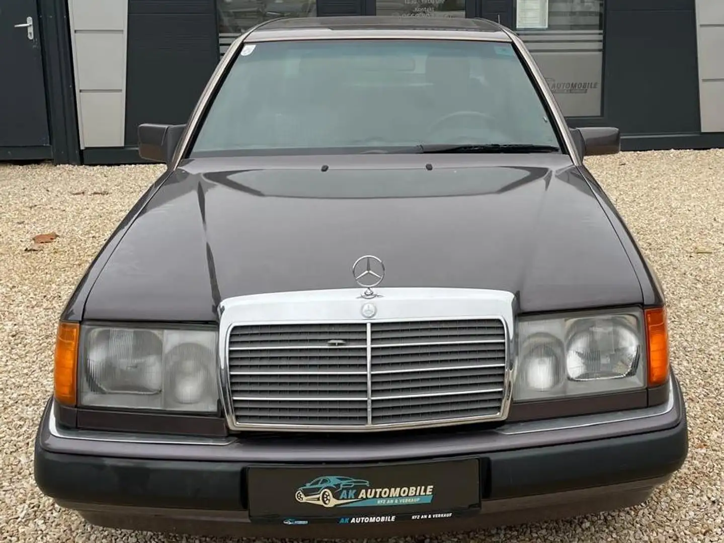 Mercedes-Benz 300 D Turbo Aut.Ds. Gri - 1