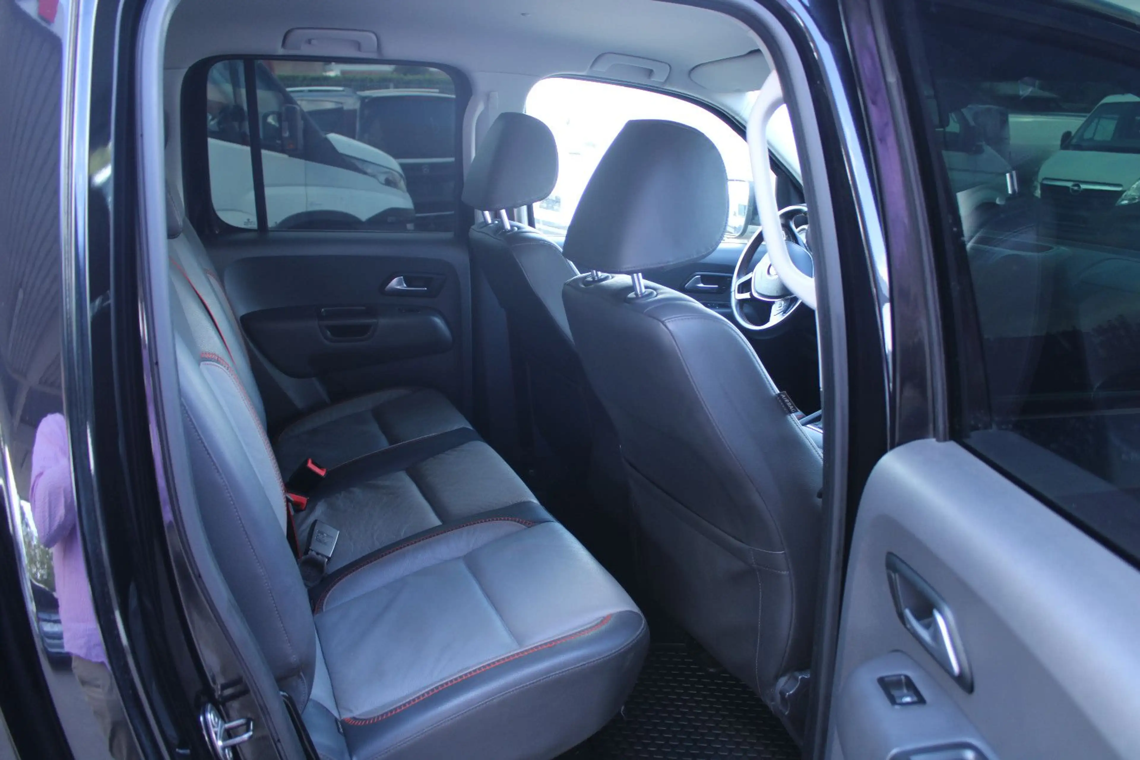 Volkswagen Amarok Canyon DoubleCab 4Motion — photo 12
