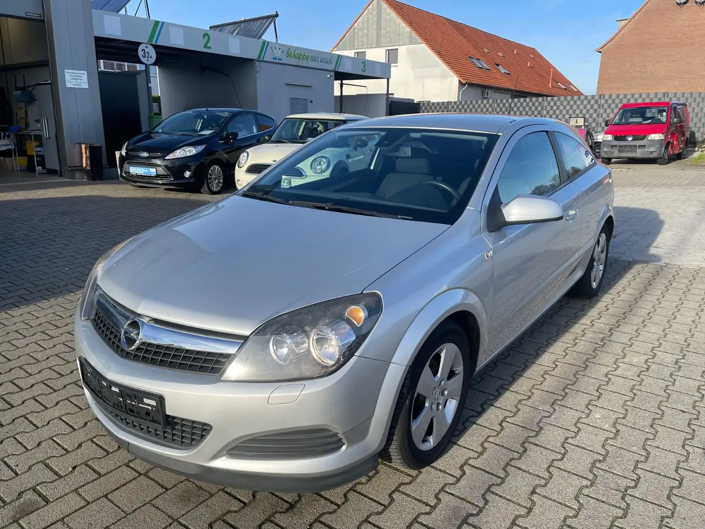 Opel Astra H GTC Edition Silber - 1