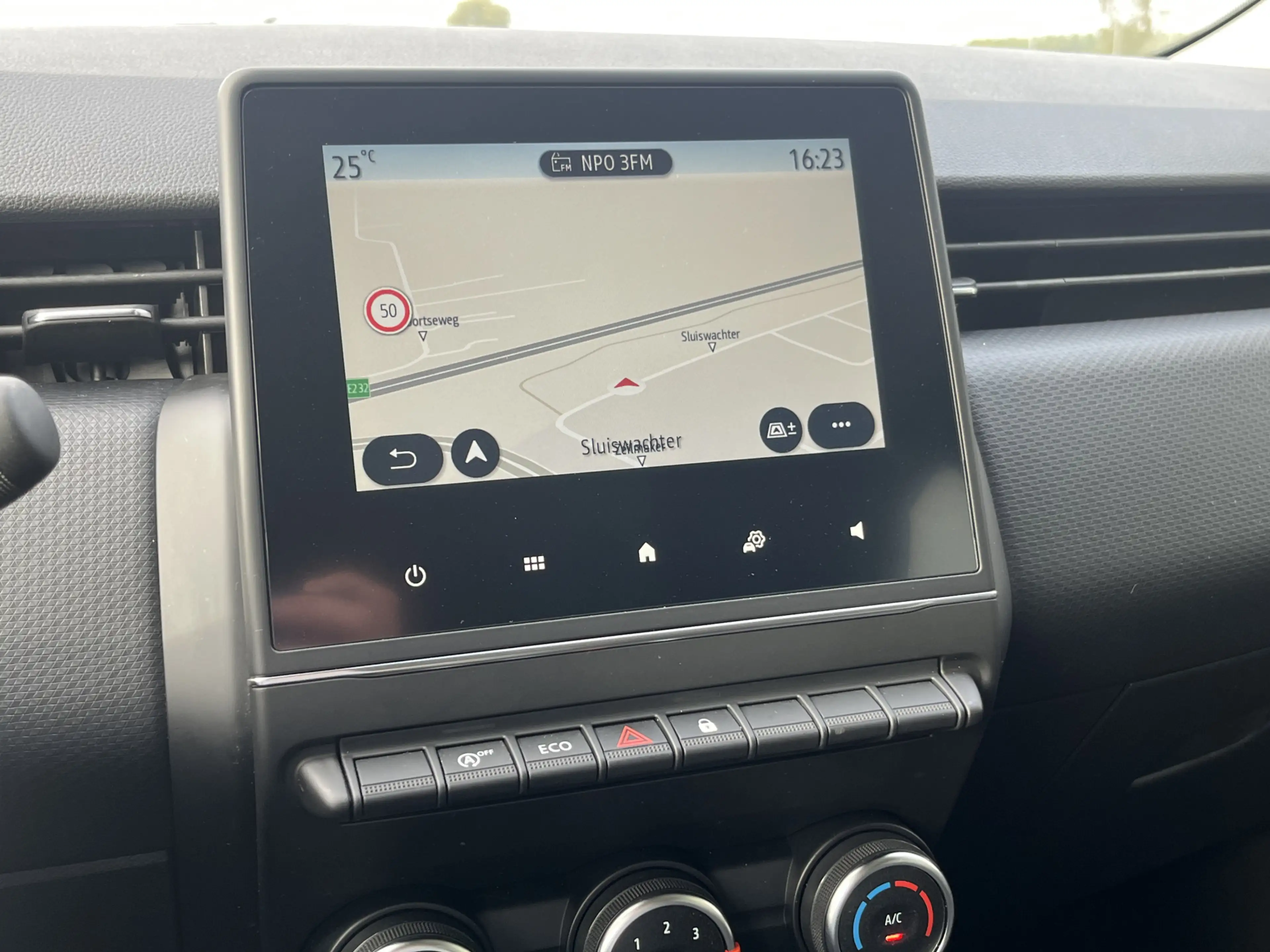 Renault Clio 1.0 TCe / Parkeerhulp A / Navigatie / Airco / Crui — photo 15