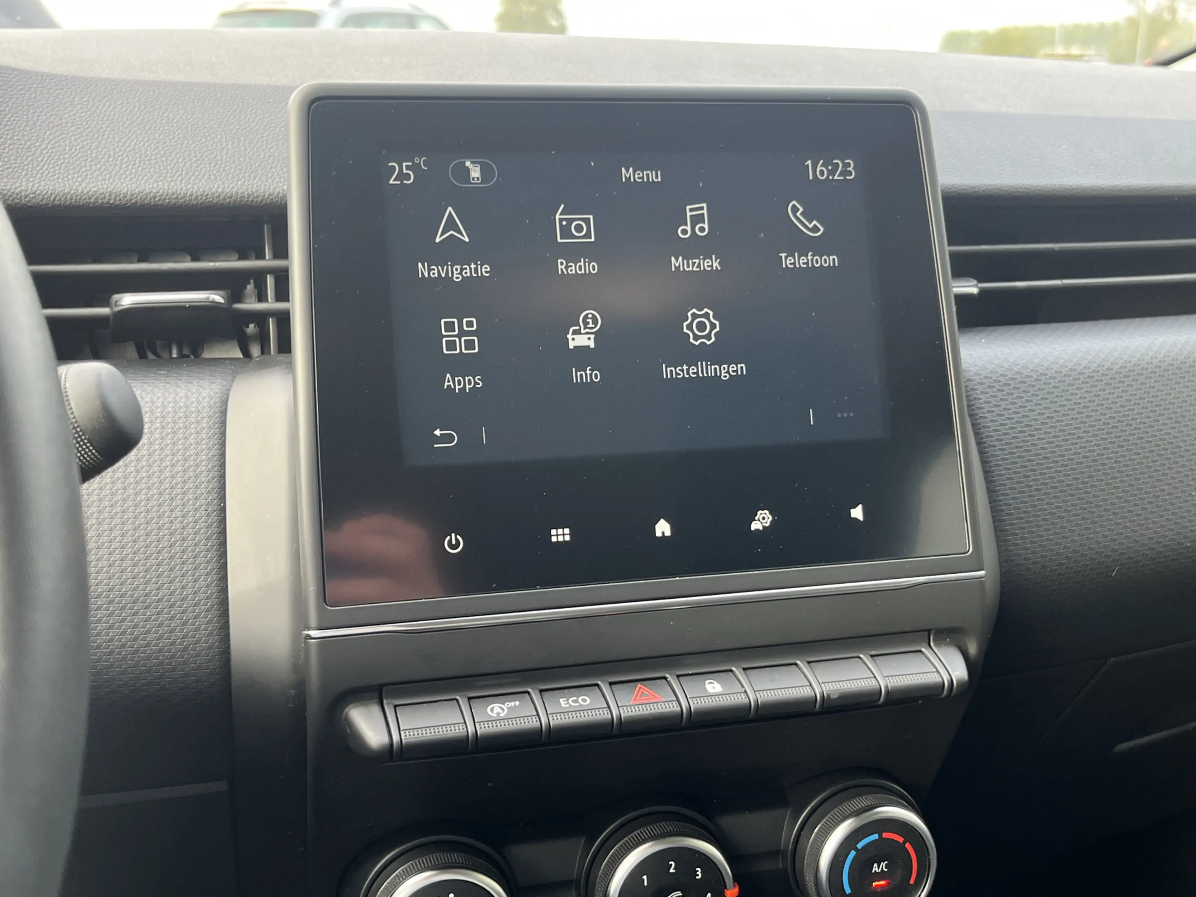 Renault Clio 1.0 TCe / Parkeerhulp A / Navigatie / Airco / Crui — photo 16