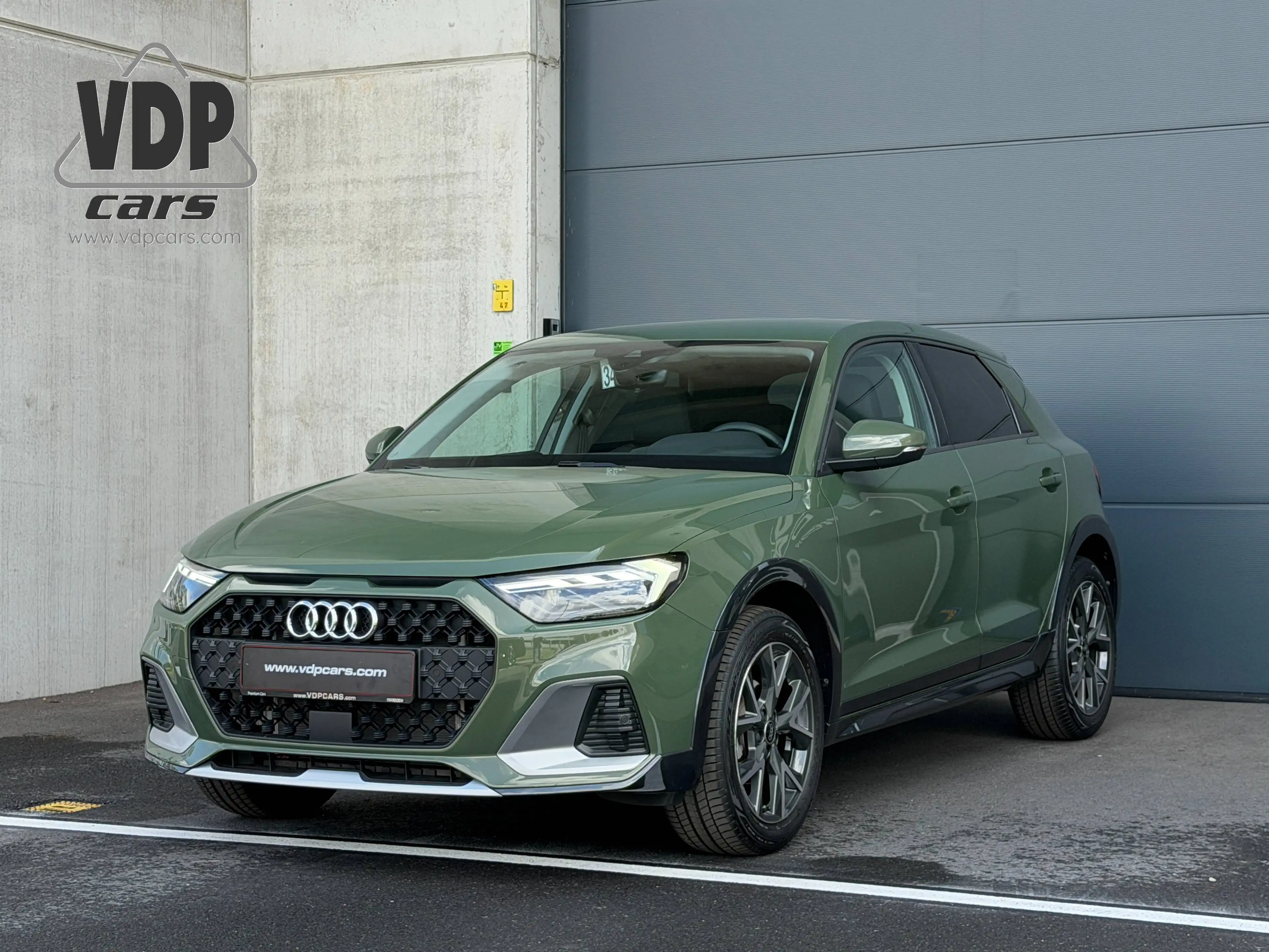 Audi A1 ALLSTREET 30TFSI S-LINE LEDER ACC DISTRIKT GREEN