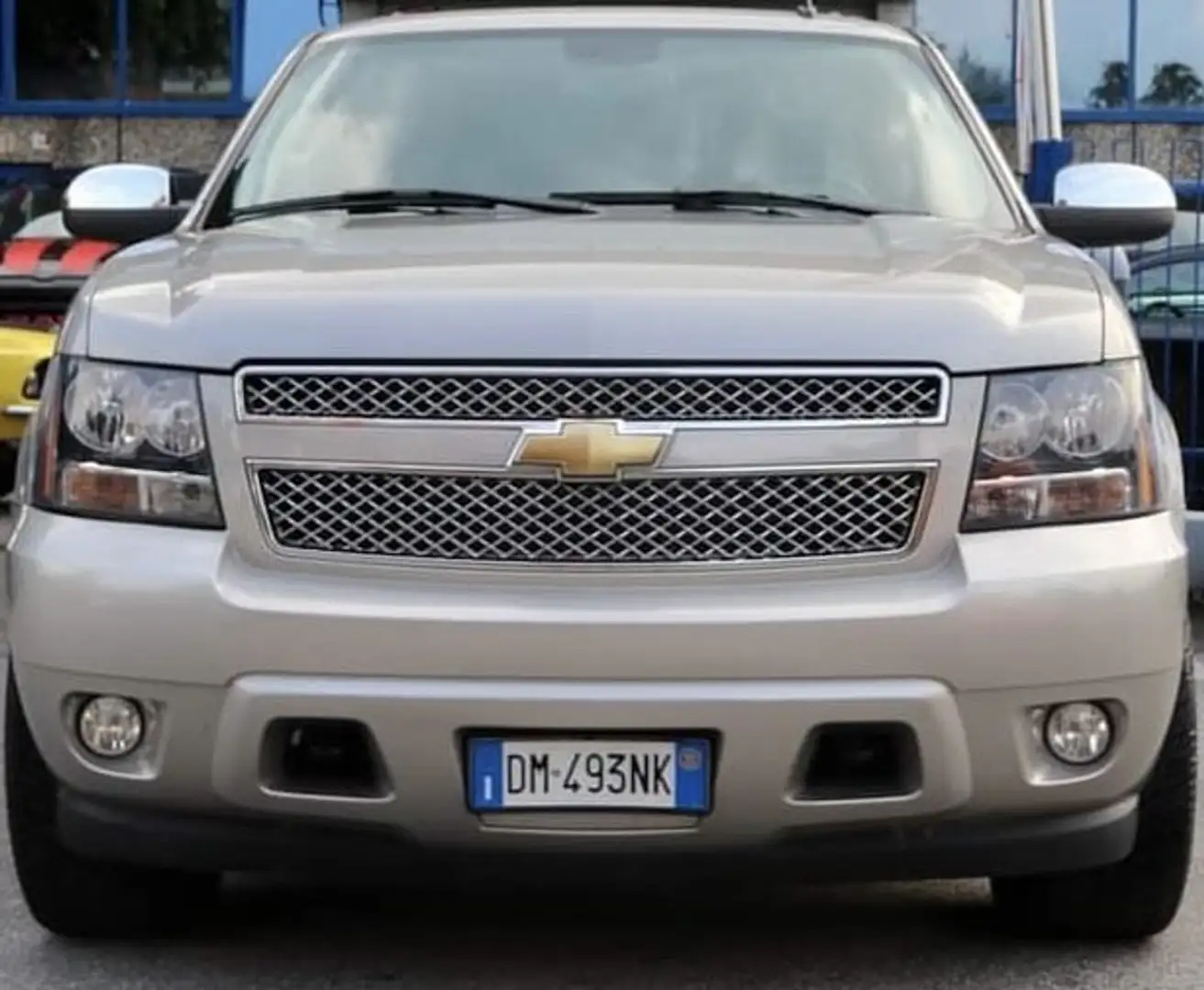 Chevrolet Suburban 5.3 Vortec LTZ - 2