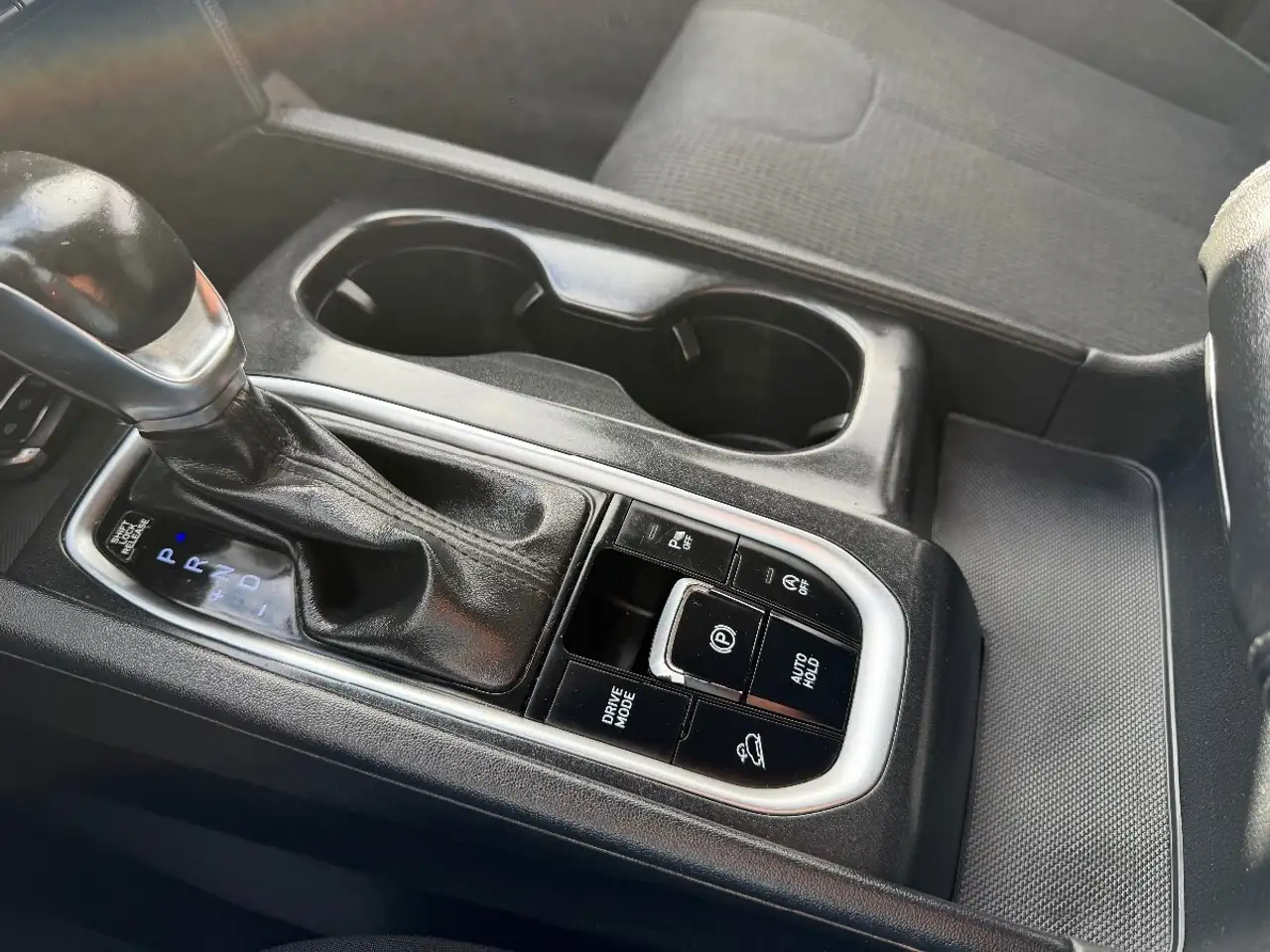 Hyundai SANTA FE снимка Hyundai SANTA FE