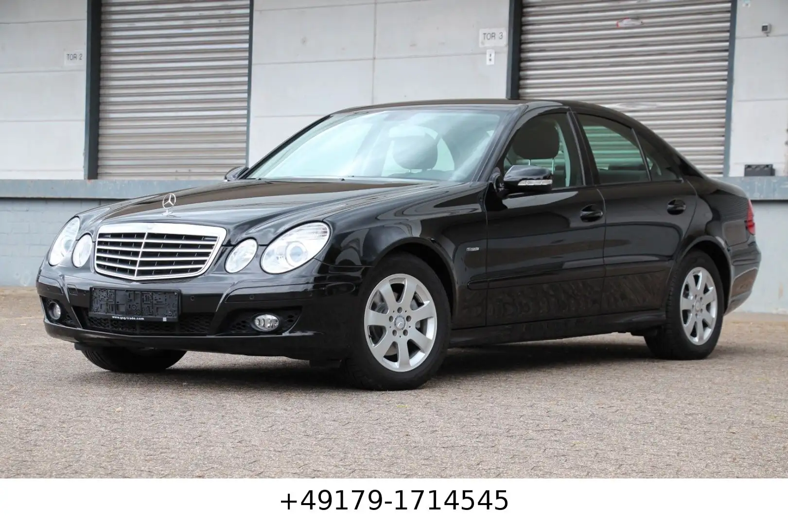 Mercedes-Benz E 200 NGT 2-Hd Limo Autm. Leder Navi PDC Comand Schwarz - 1