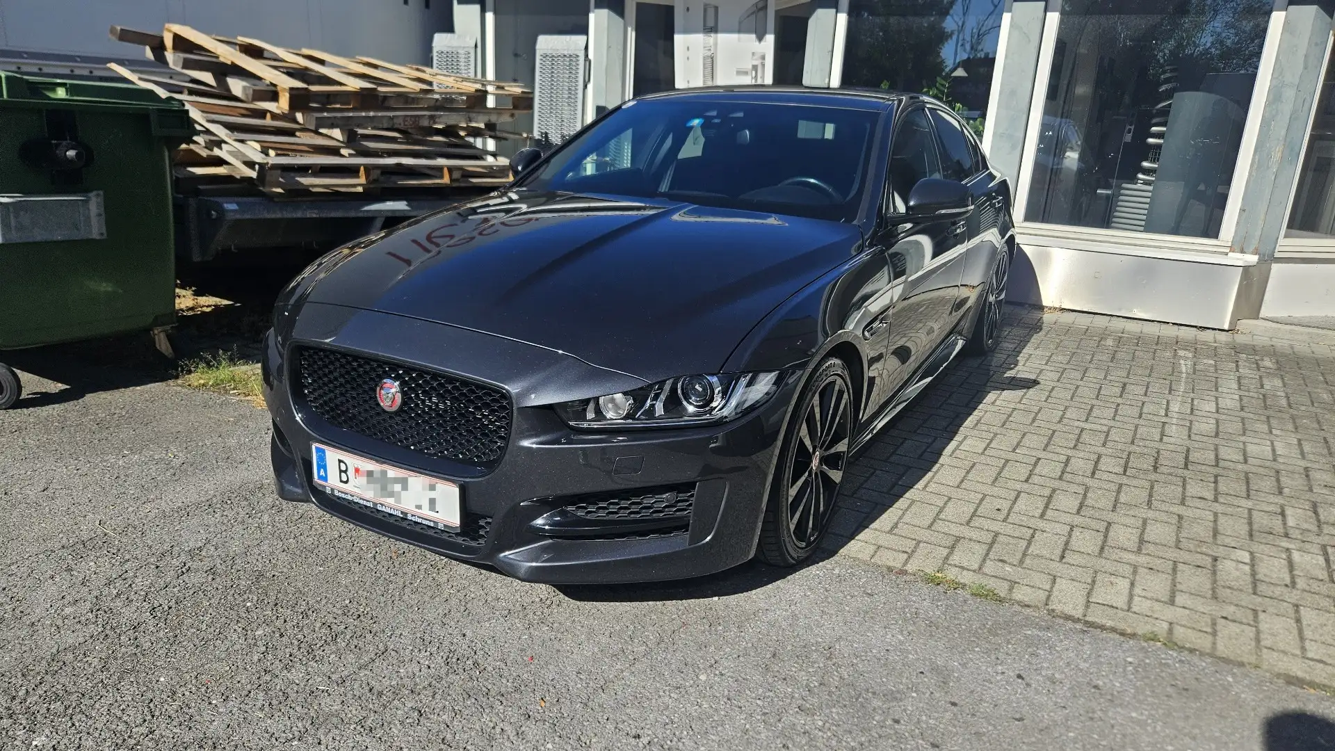Jaguar XE 20d Aut. R-Sport - 2