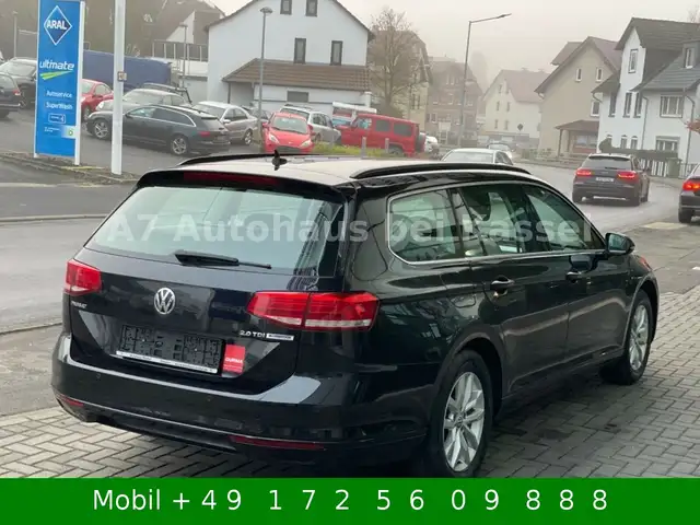 Volkswagen Passat view 5