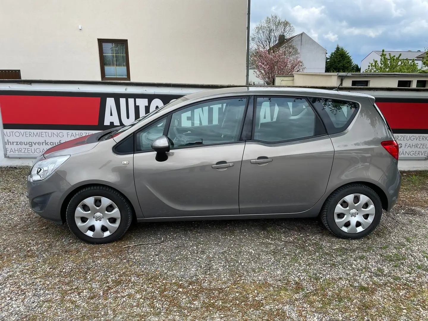 Opel Meriva Edition Béžová - 1