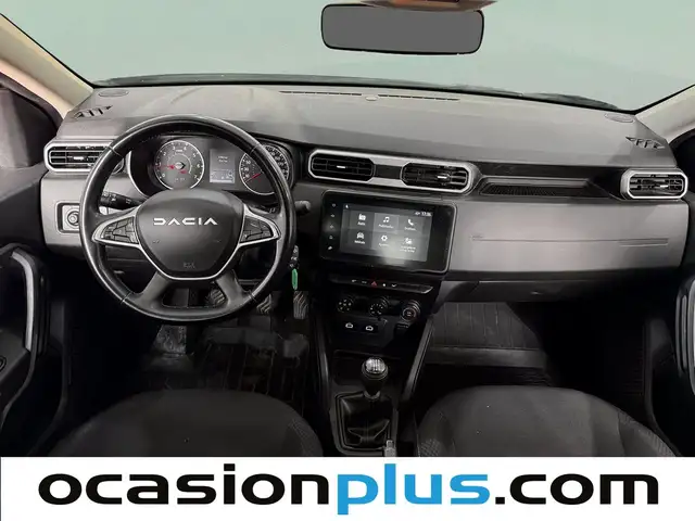 Dacia Duster view 6