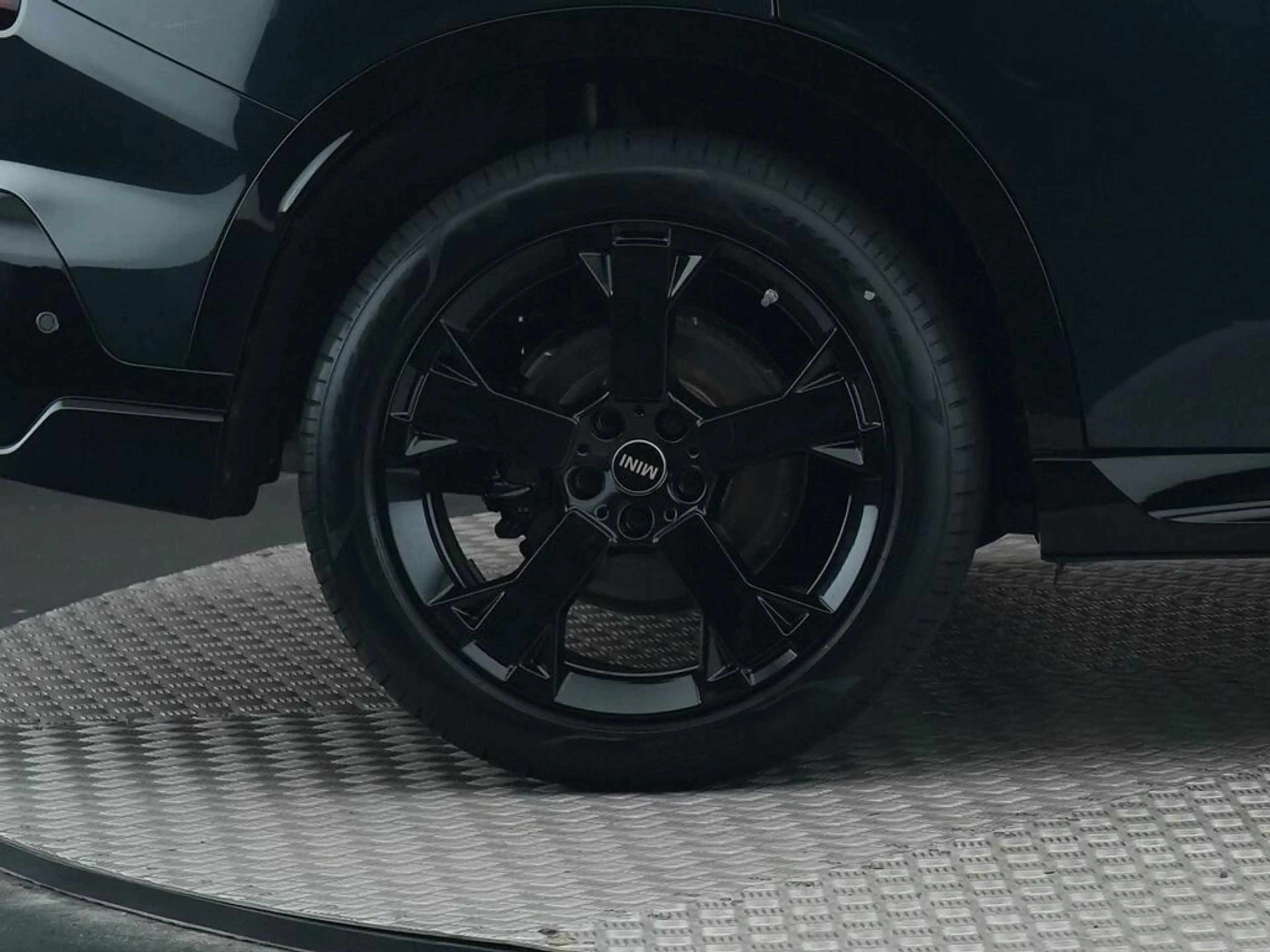 MINI John Cooper Works Countryman 1.5 C M — photo 15