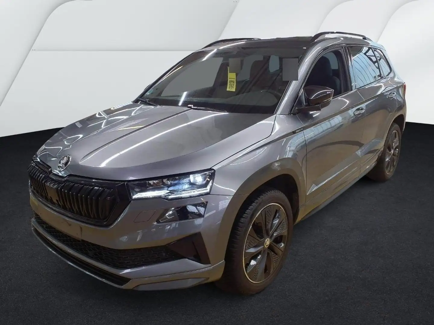 Skoda Karoq 1.5 TSI DSG Sportline Grau - 2