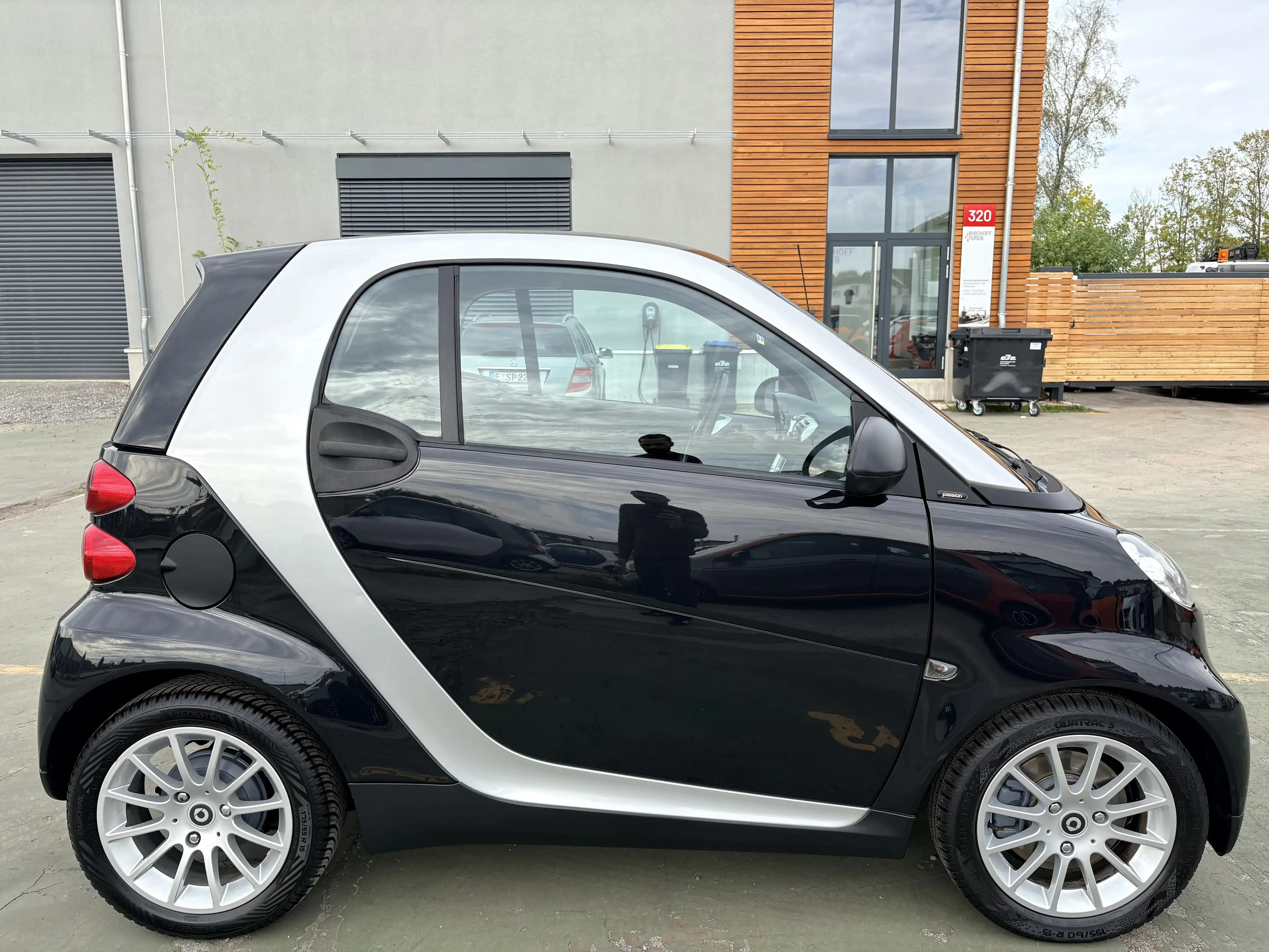 smart forTwo DIESEL,KLIMA,NAVI,PDC,GANZJAHRREIFEN INSP+TÜV NEU — photo 6