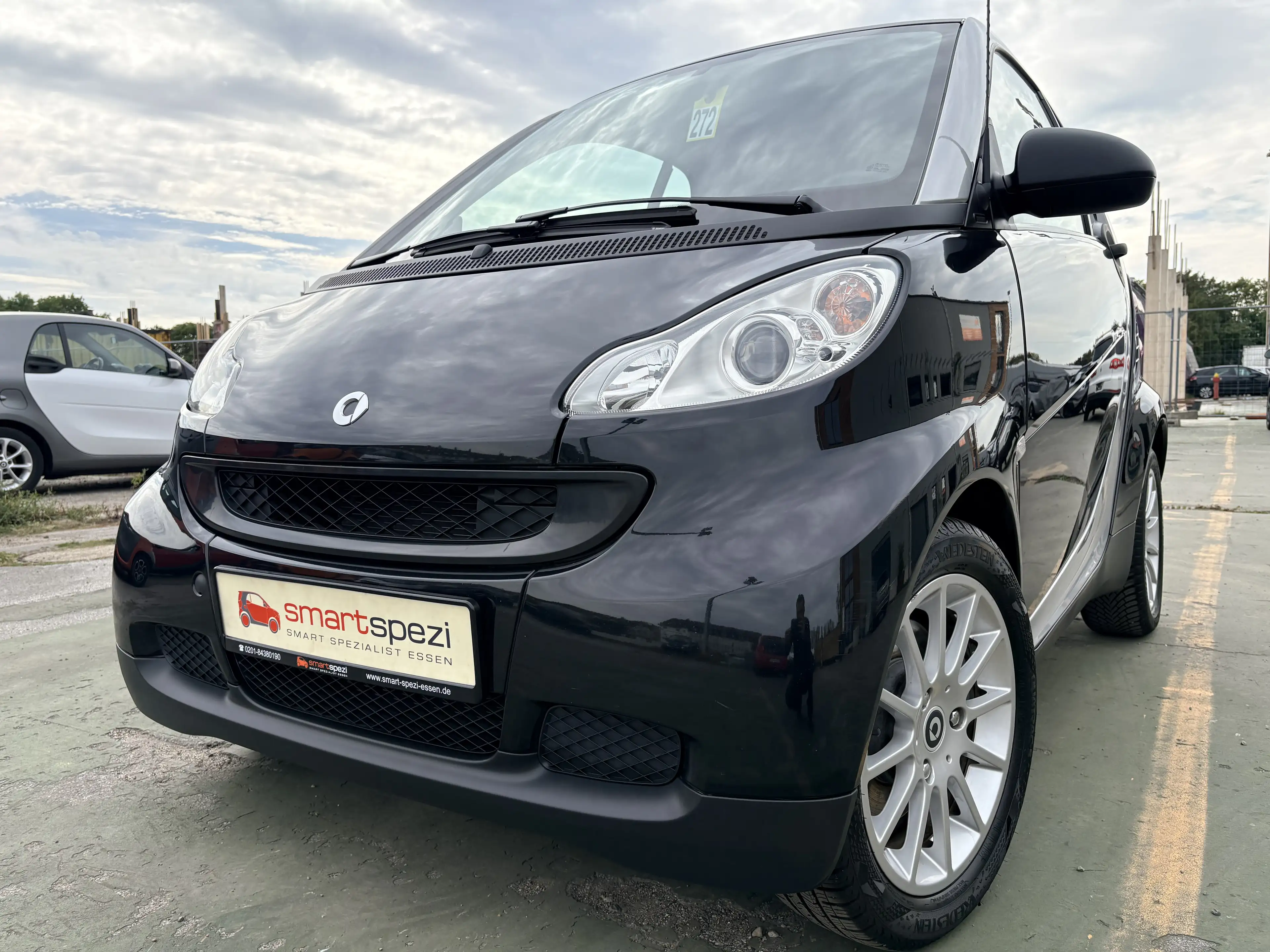 smart forTwo DIESEL,KLIMA,NAVI,PDC,GANZJAHRREIFEN INSP+TÜV NEU
