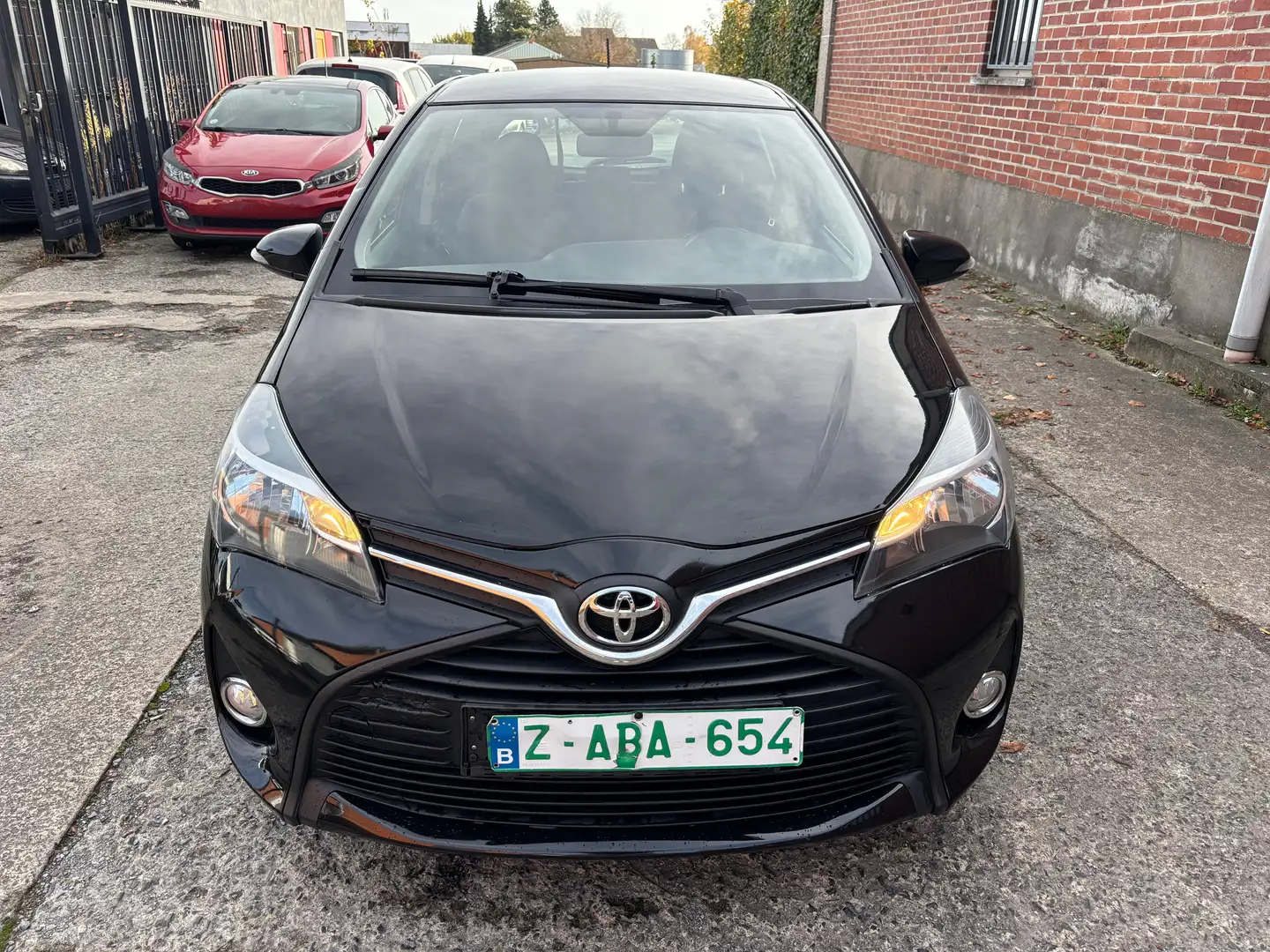 Toyota Yaris Yaris 1.33i VVT-i Zwart - 1