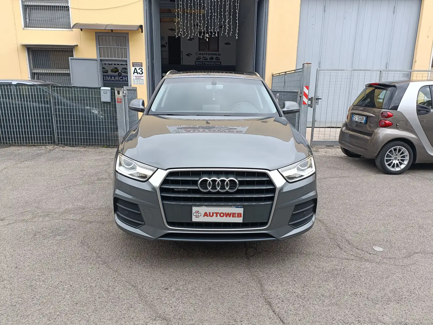 Audi Q3 2.0 tdi Sport quattro 150cv s-tronic Grey - 1