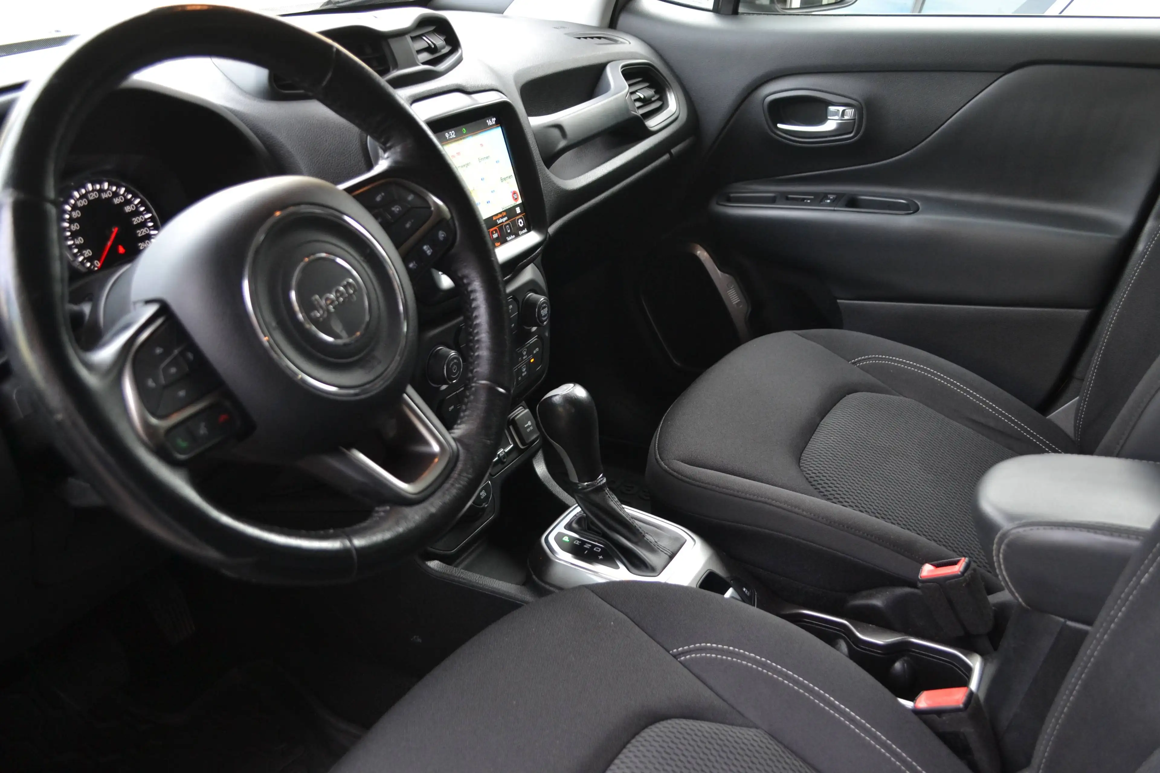 Jeep Renegade 2.0 D Limited 4WD 1.HAND*AUTOMATIK*KAMERA*KEYLESS&Go*NAVIGATION* — photo 13