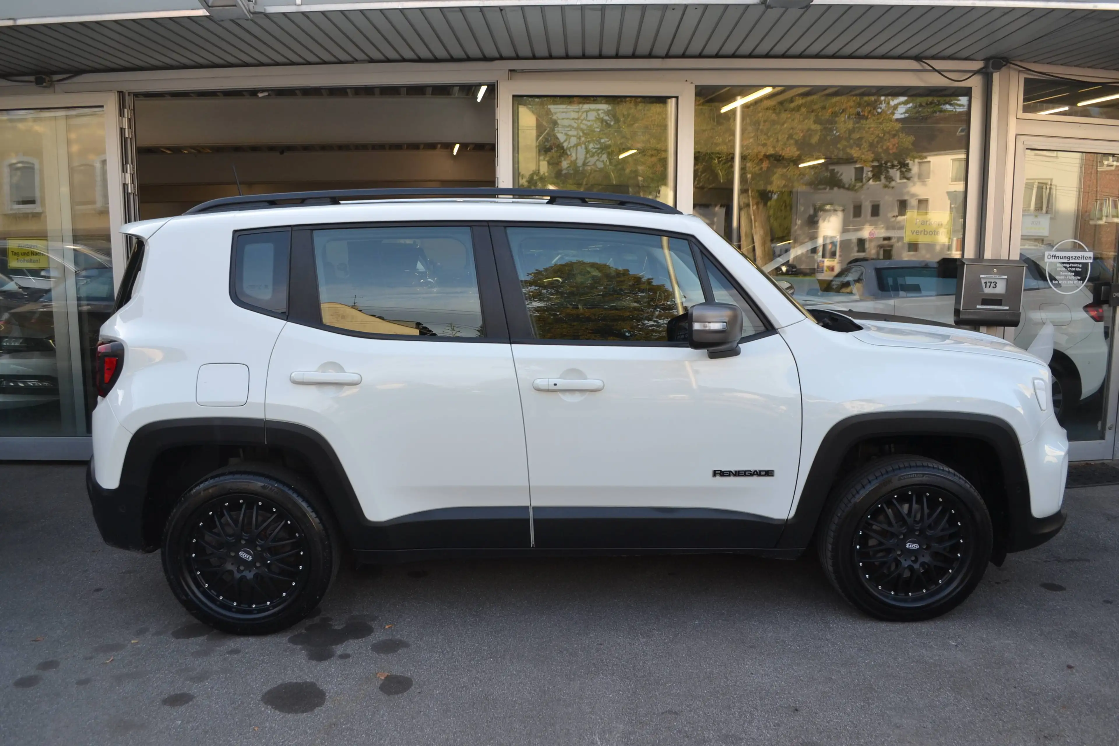 Jeep Renegade 2.0 D Limited 4WD 1.HAND*AUTOMATIK*KAMERA*KEYLESS&Go*NAVIGATION* — photo 8