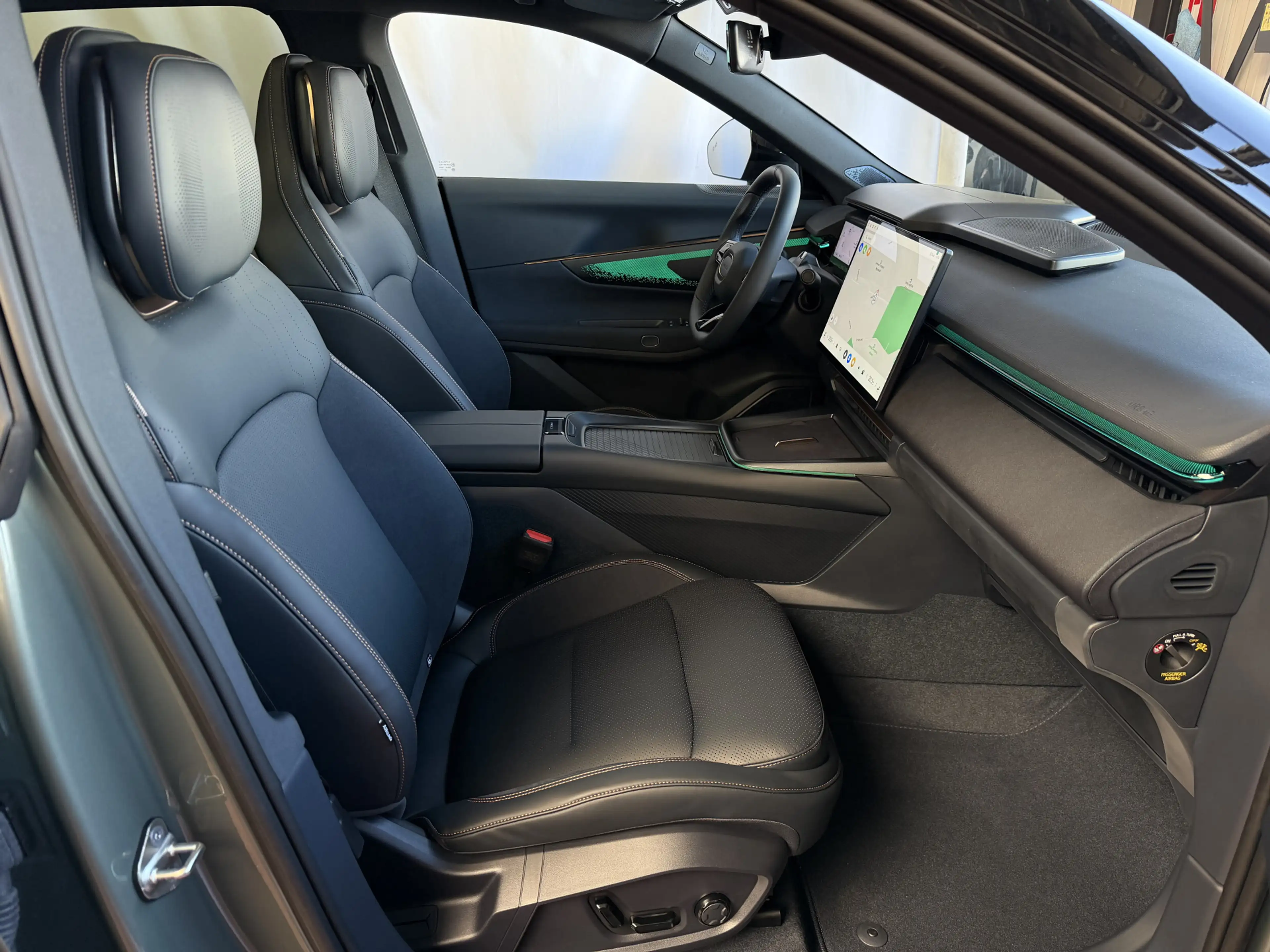 Lynk & Co 08 2026 MORE | 2026 | 345PK PHEV | ±200KM ELEKTRISCH — photo 35