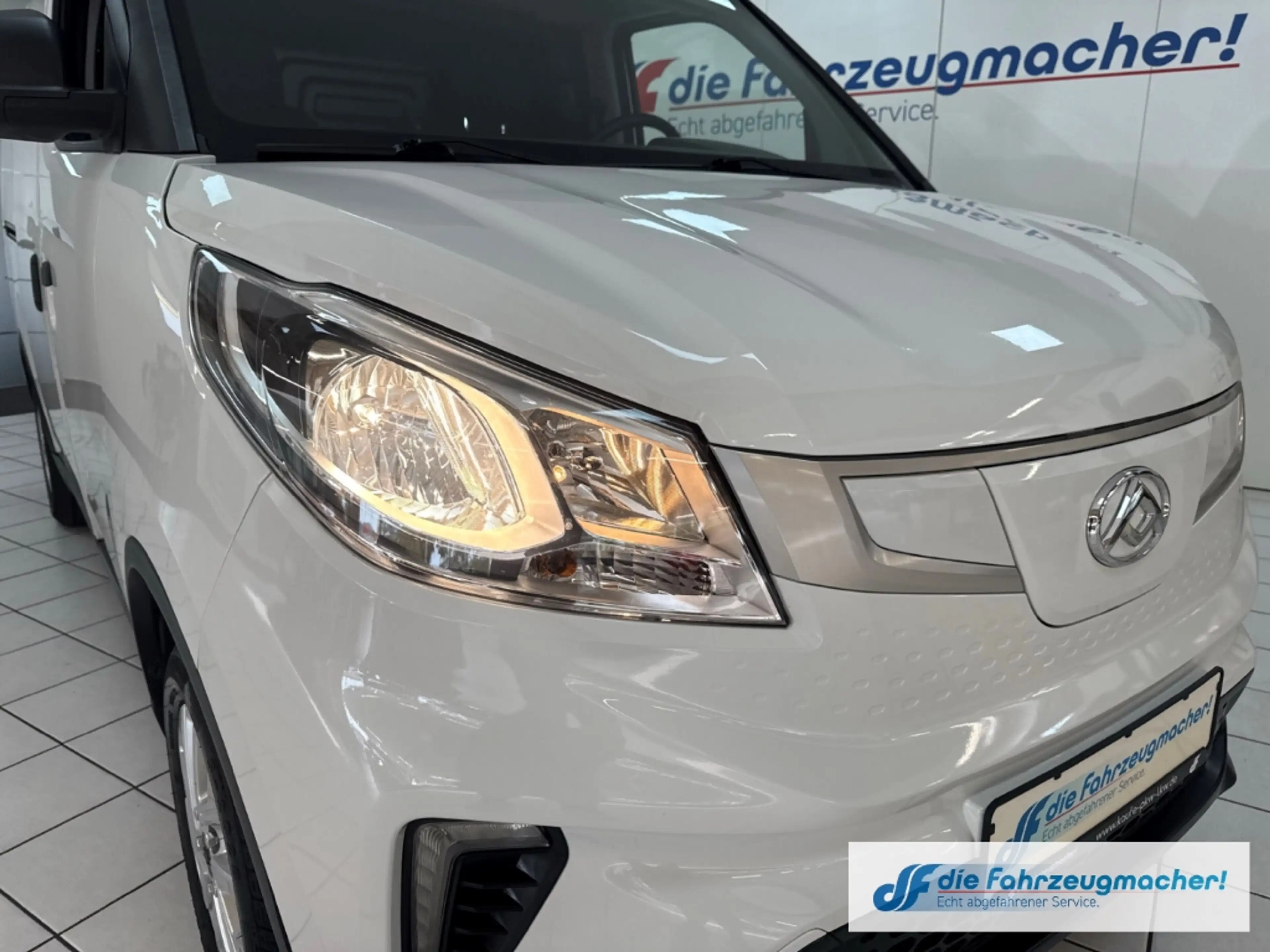 Maxus eDeliver 3 Kasten L1H1 Apple CarPlay Android Auto Klimaautom — photo 8
