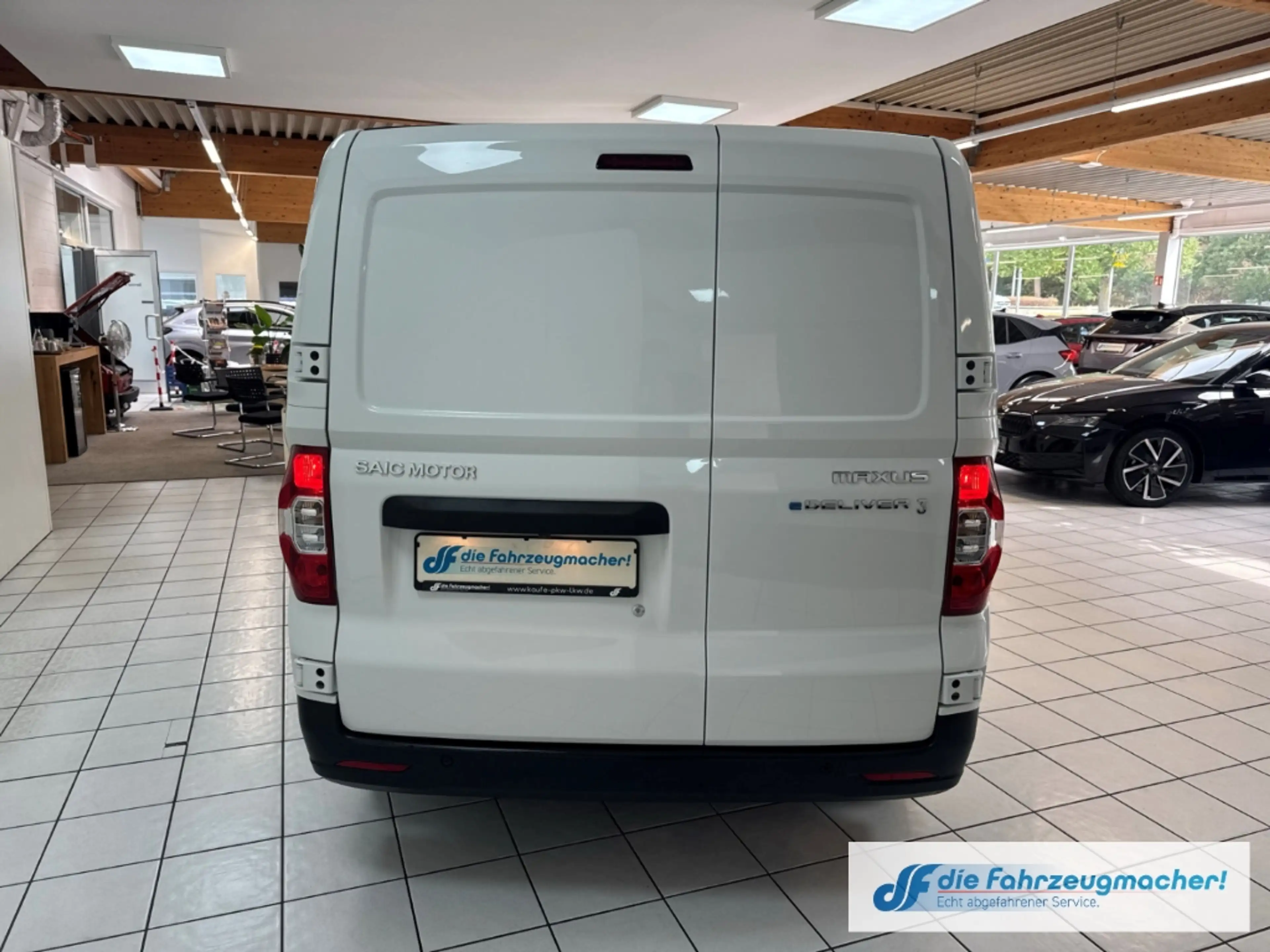Maxus eDeliver 3 Kasten L1H1 Apple CarPlay Android Auto Klimaautom — photo 7