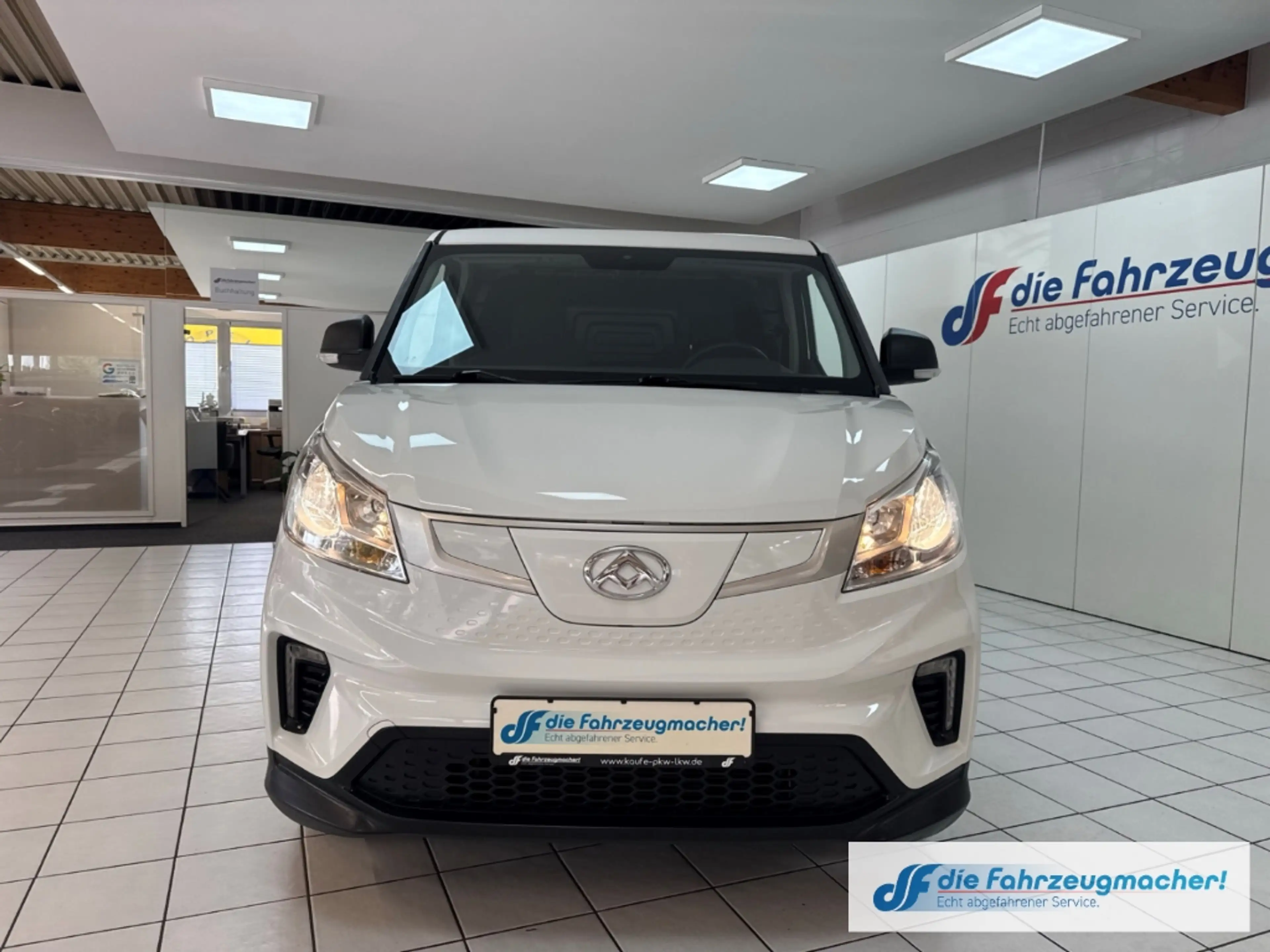 Maxus eDeliver 3 Kasten L1H1 Apple CarPlay Android Auto Klimaautom — photo 5