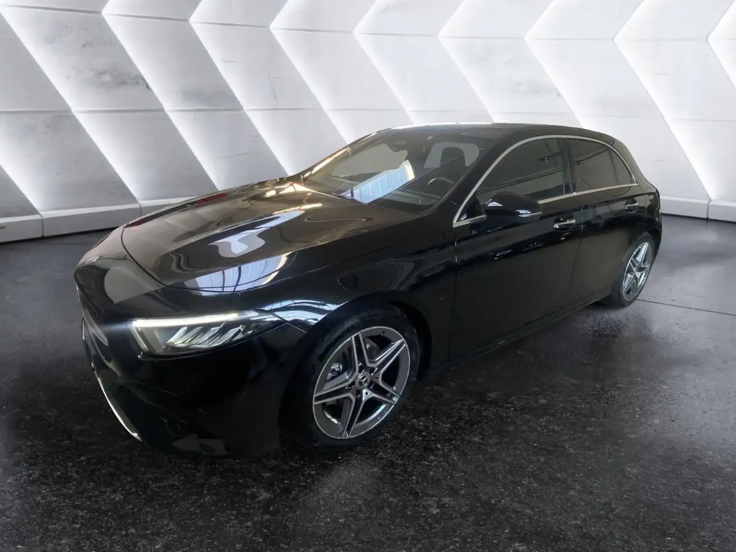 Mercedes-Benz A 180 A 180 d Automatic AMG Line Advanced Plus Nero - 1