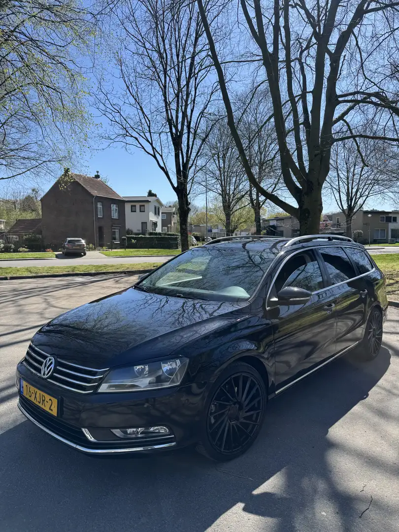Volkswagen Passat 1.4 TSI Comf Exec L. Zwart - 1