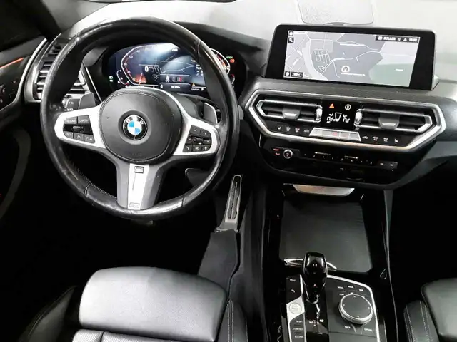 BMW X3 view 10