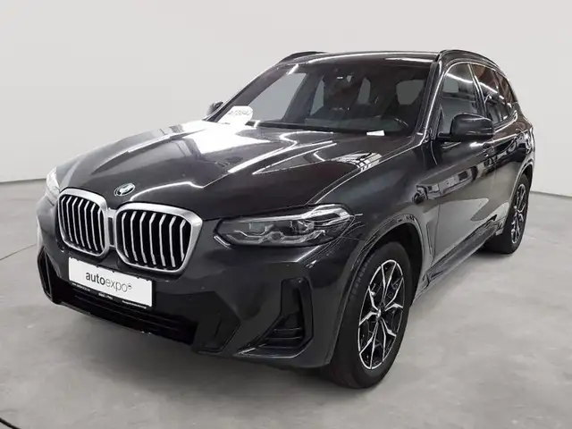 BMW X3 view 2