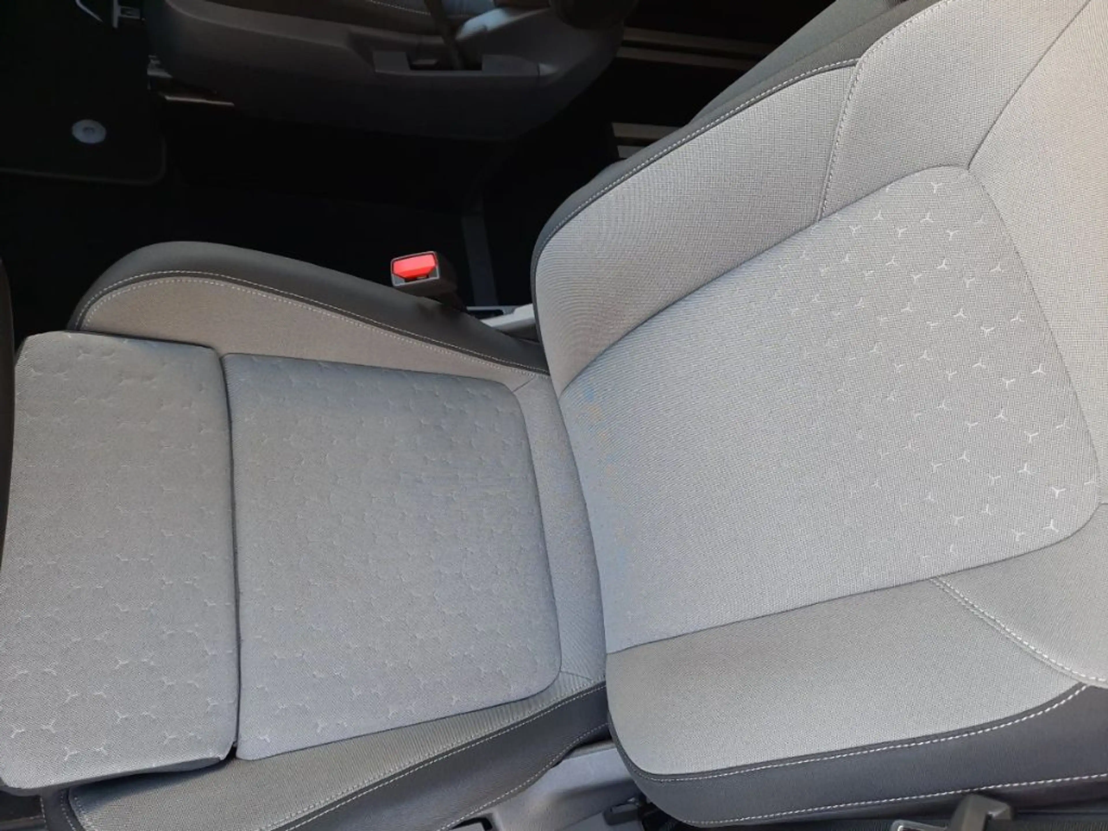 Ford Tourneo Bus Titanium 170 PS AT FWD 320 L1 — photo 9