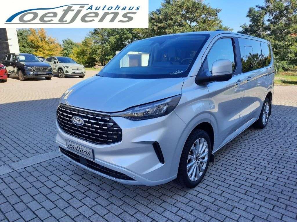 2024 Ford Tourneo