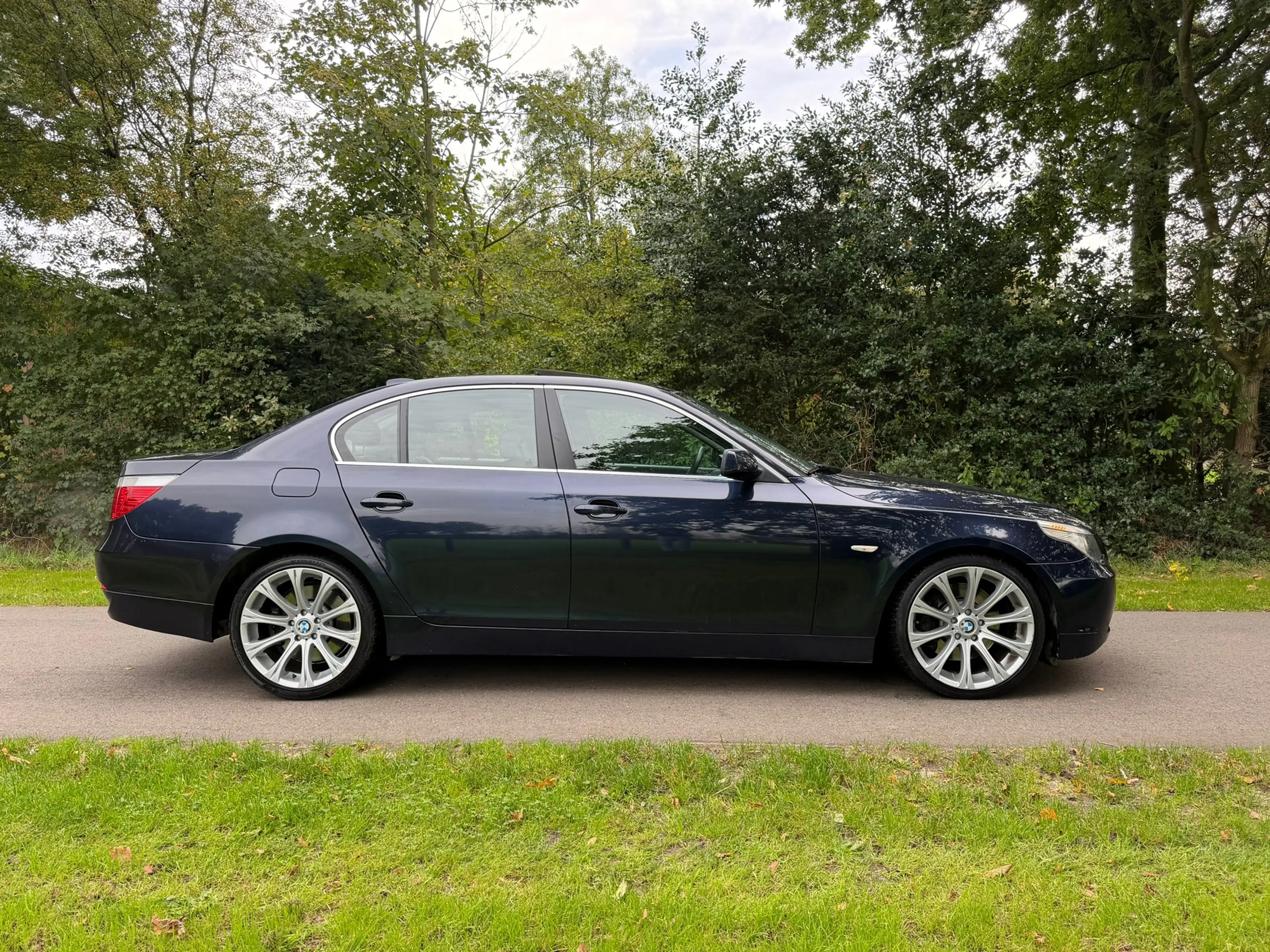 BMW 545 5-serie 545i | Schuif/kanteldak + Leder + Memory — photo 6